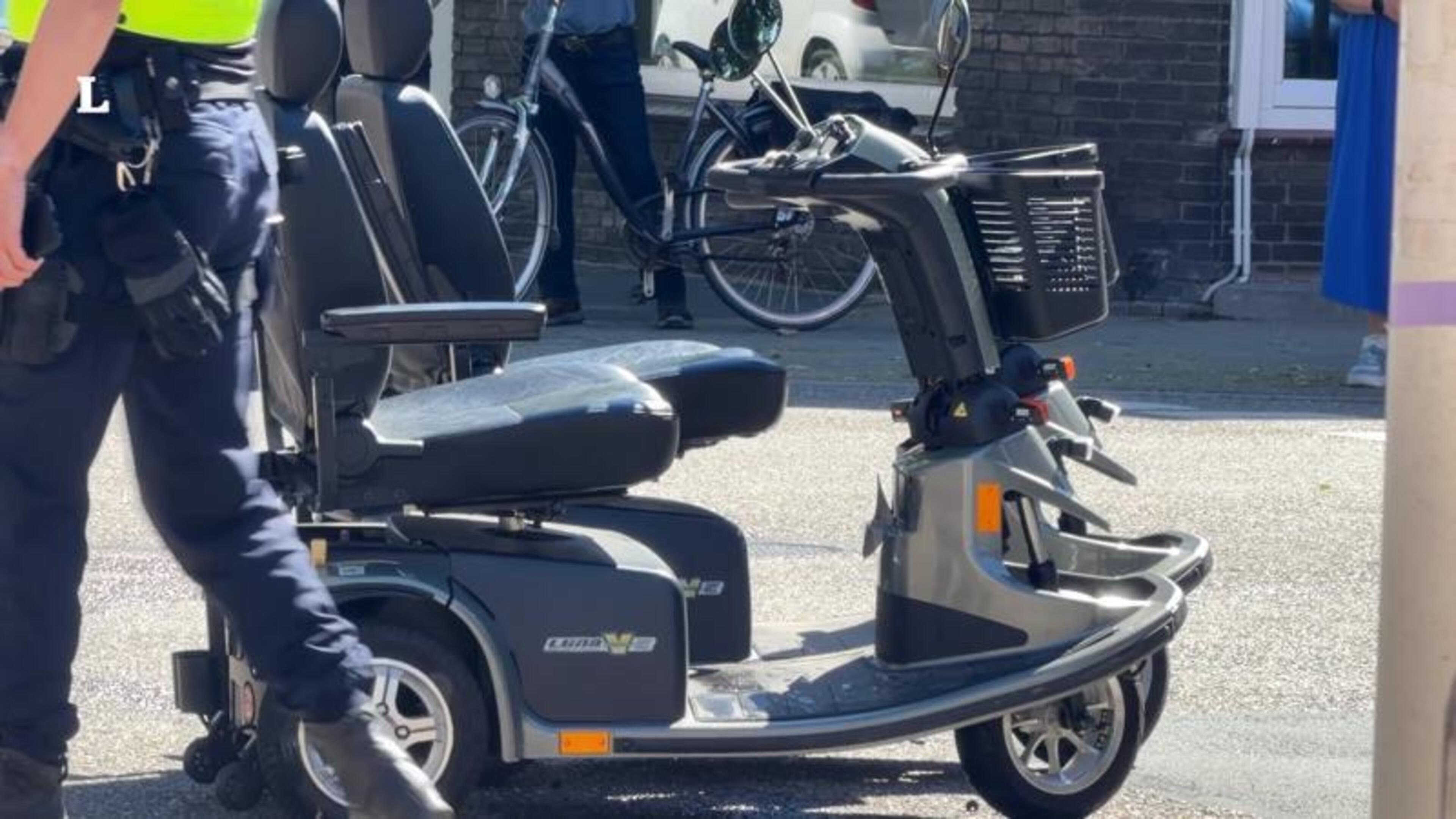 Bestuurder scootmobiel gewond na aanrijding met auto in Maastricht