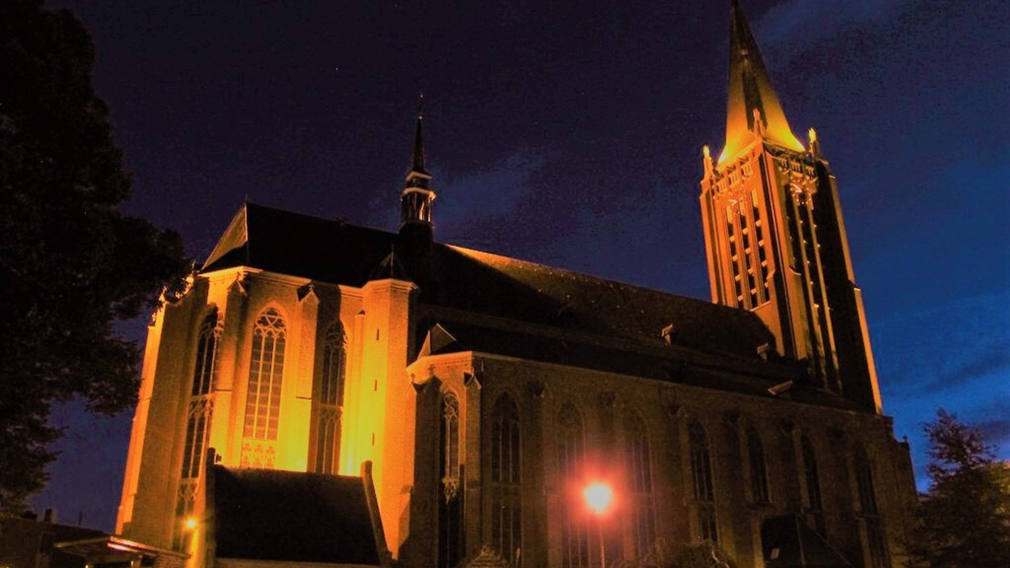 Limburgse televisiemis KRO-NCRV op zondagochtend keert na vijftien jaar terug naar Grote Kerk in Ven