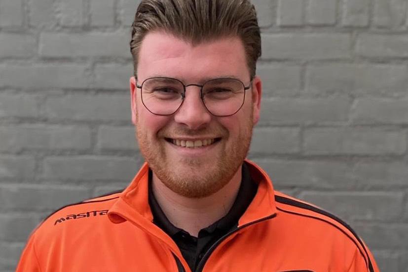 Ricky Loenen wil met Leunen weg uit de kelder: ‘Supporters, bestuursleden, jeugdspelers; iedereen vo