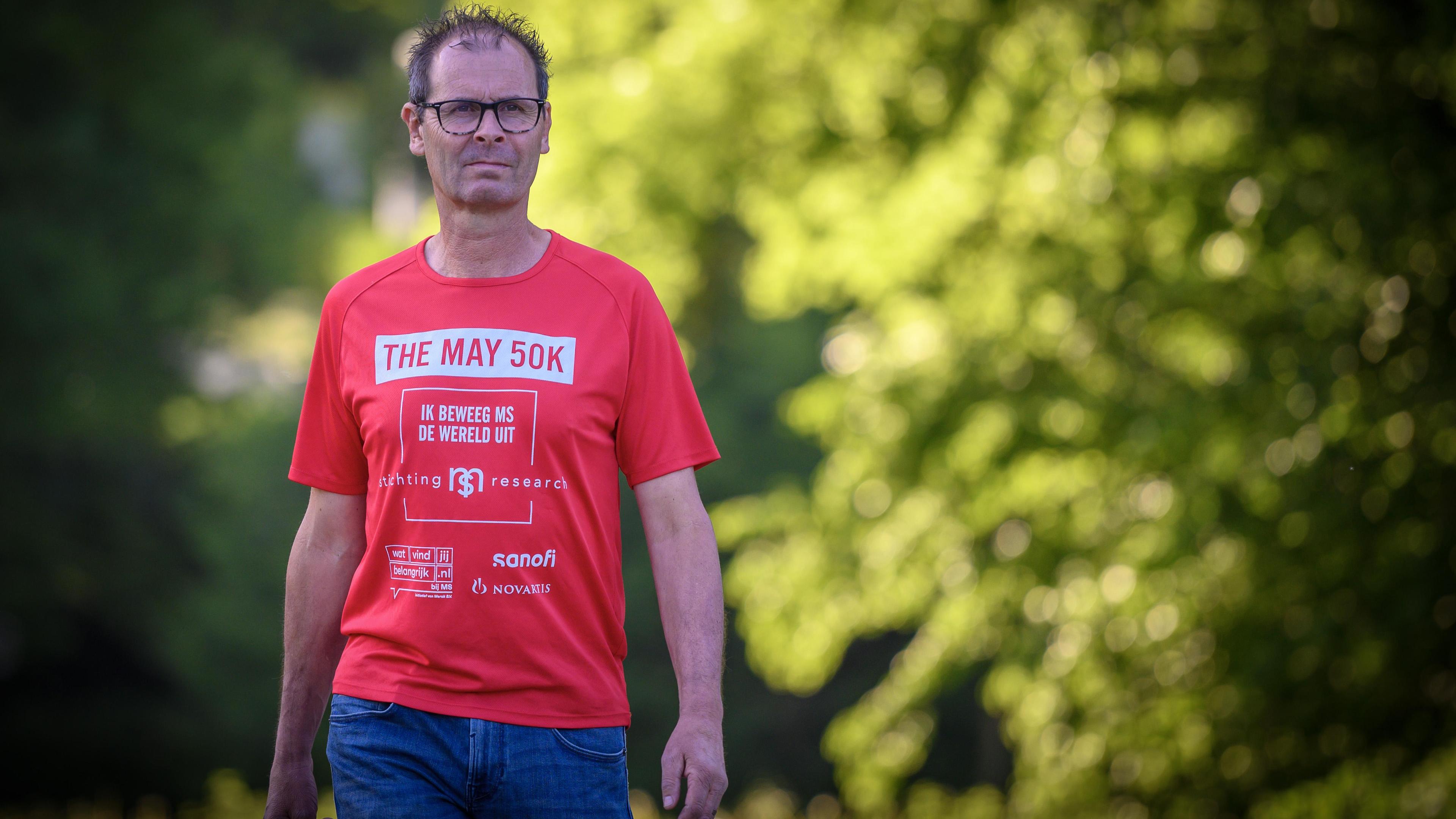 Olaf (51) uit Kerkrade wandelt 150 kilometer voor MS-onderzoek: ‘Voor mijn vrouw zal het te laat zij