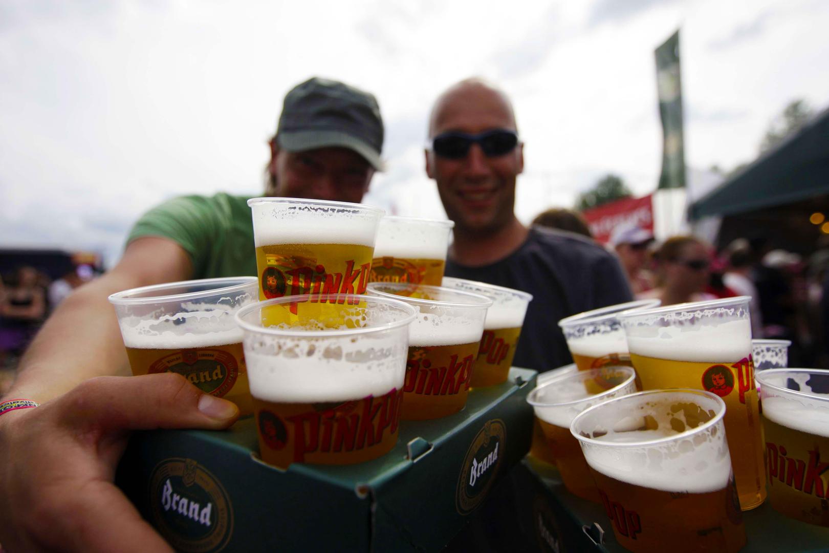 Drankjes op Pinkpop zijn voortaan alleen nog digitaal af te rekenen.