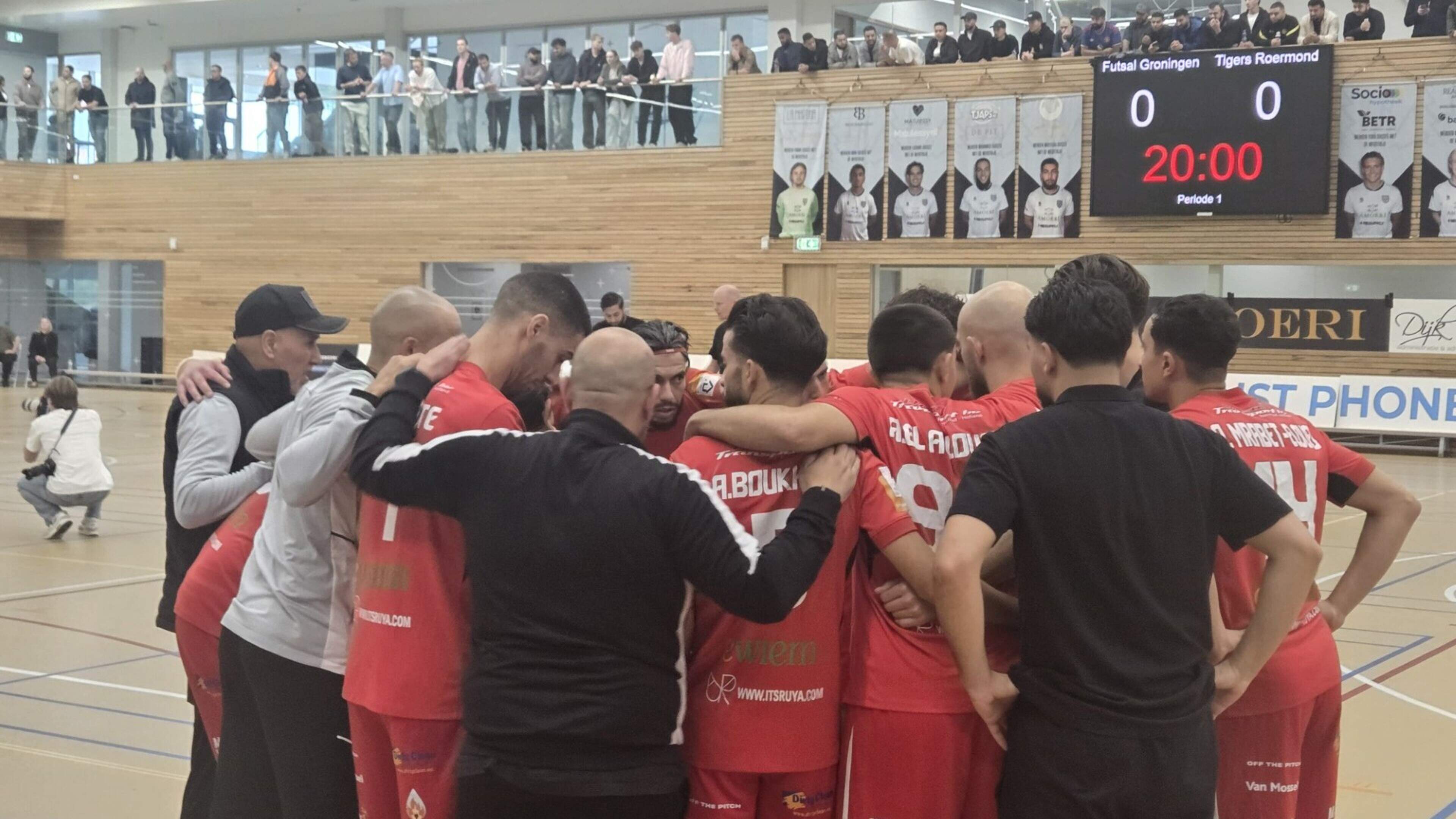 Tigers Roermond ook succesvol in tweede verre weekendtrip: ‘Iedereen speelminuten kunnen geven’