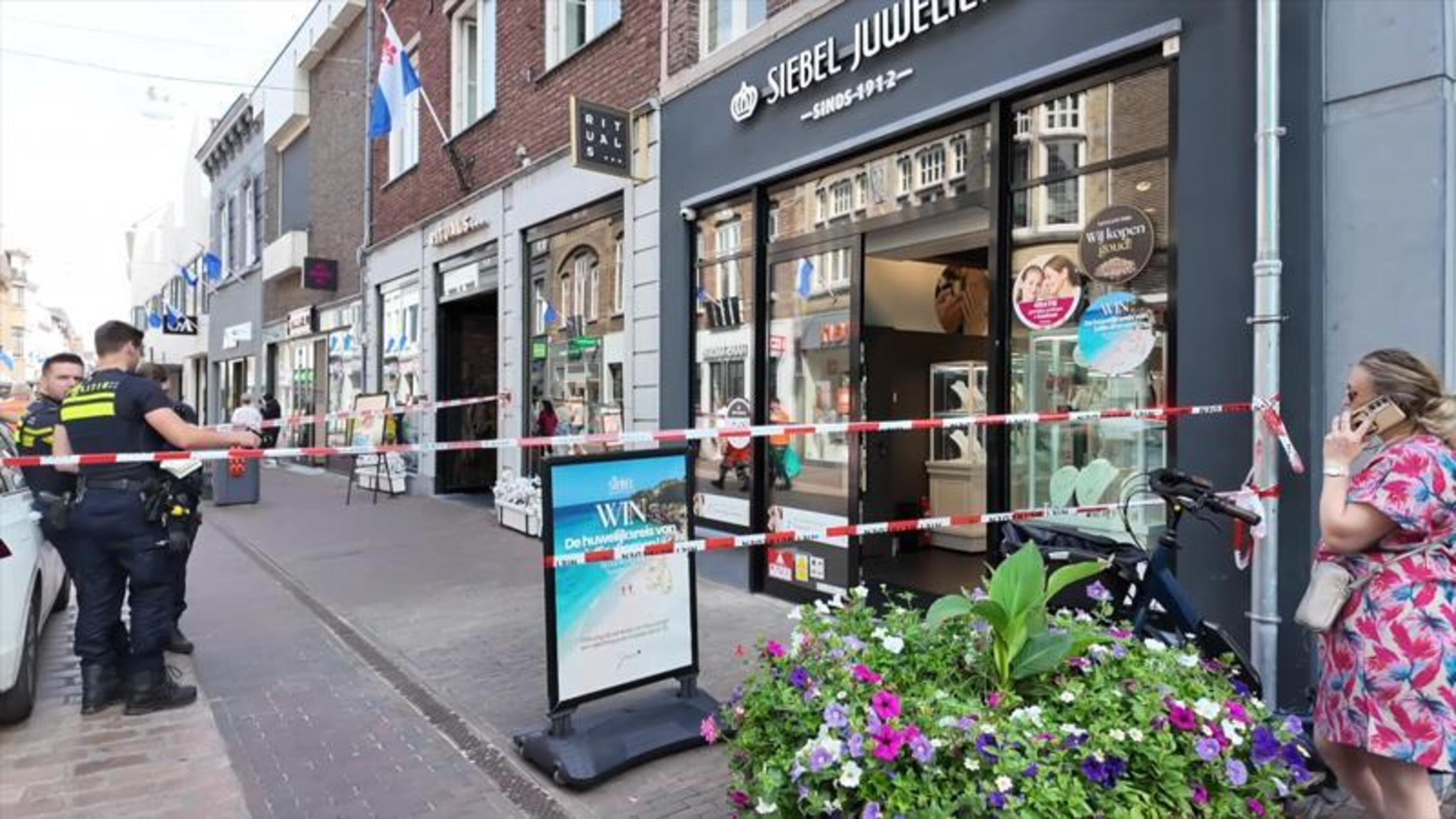Juwelier overvallen in Roermond, verdachte met buit gevlucht