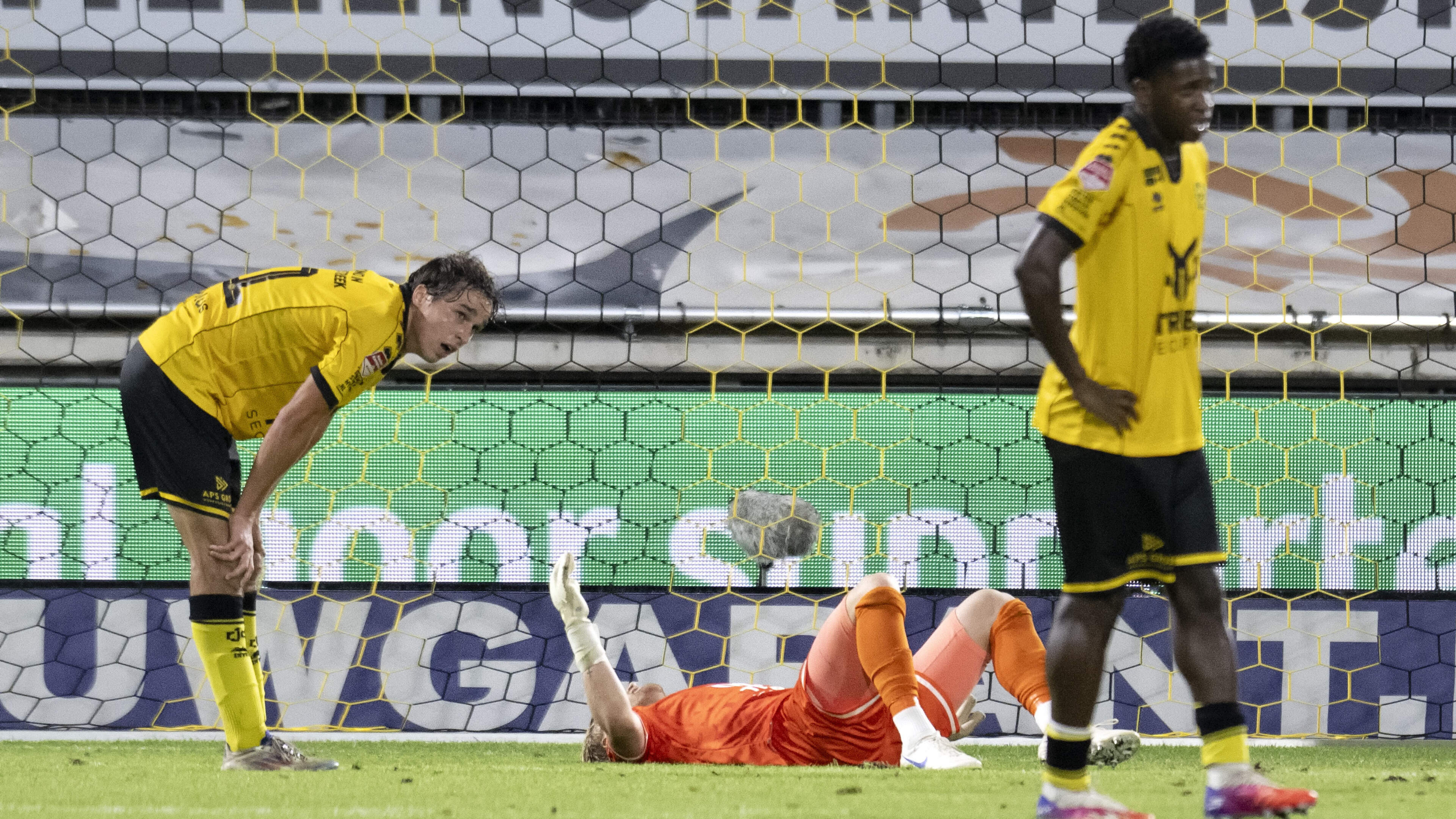 Roda - NAC roept ook de vraag op: hoelang mag je jezelf een eredivisieclub noemen als je in de eerst