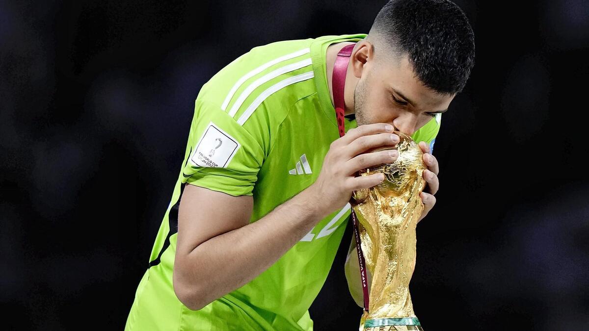 Wereldkampioen Geronimo Rulli eerste winteraankoop Ajax | De Limburger