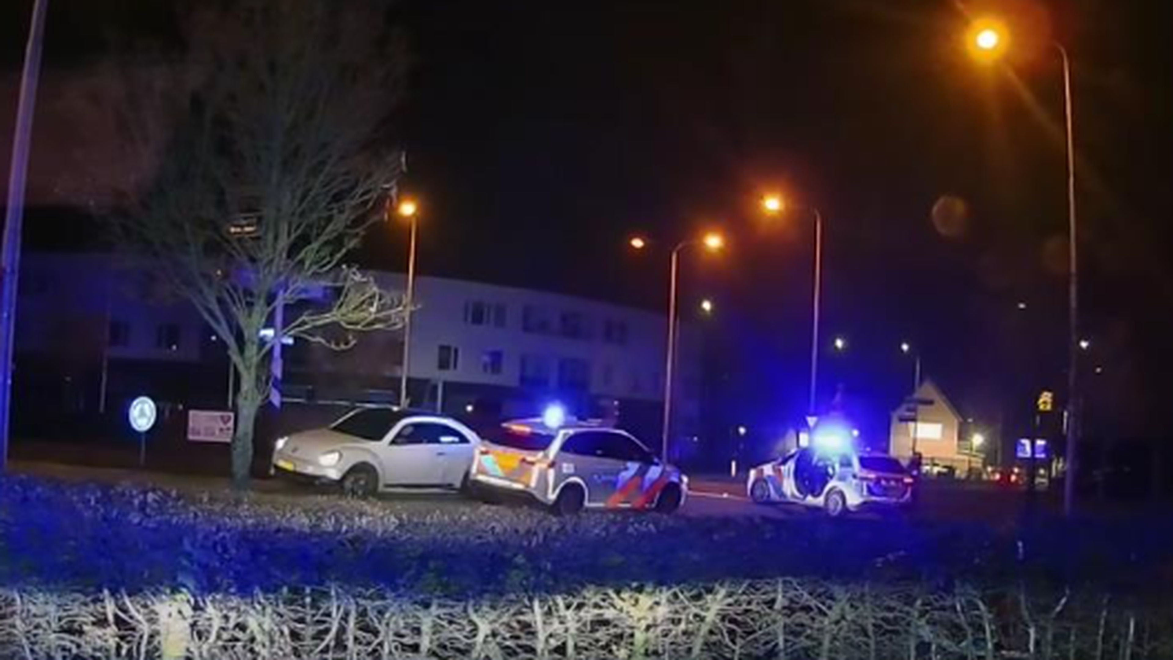 Video: krankzinnige achtervolging van gestolen auto in Kerkrade