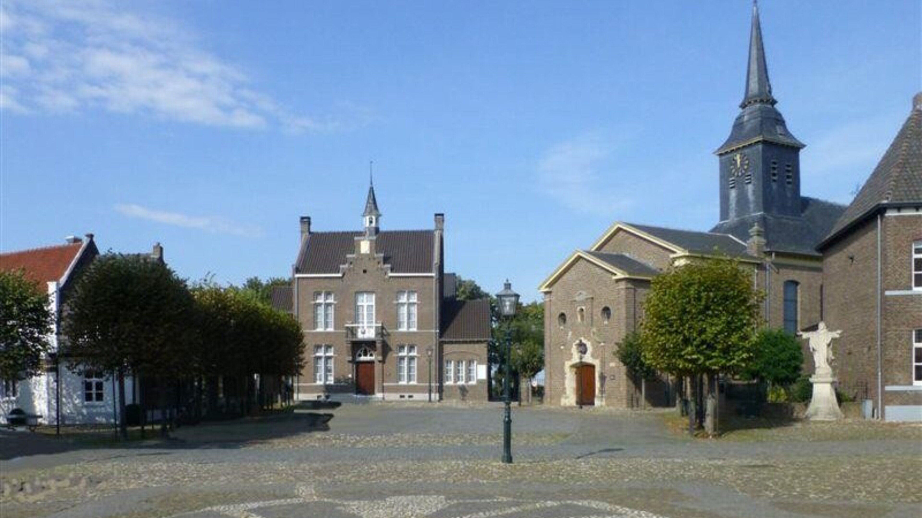 Stevensweert wil buurthuis naar Duits model
