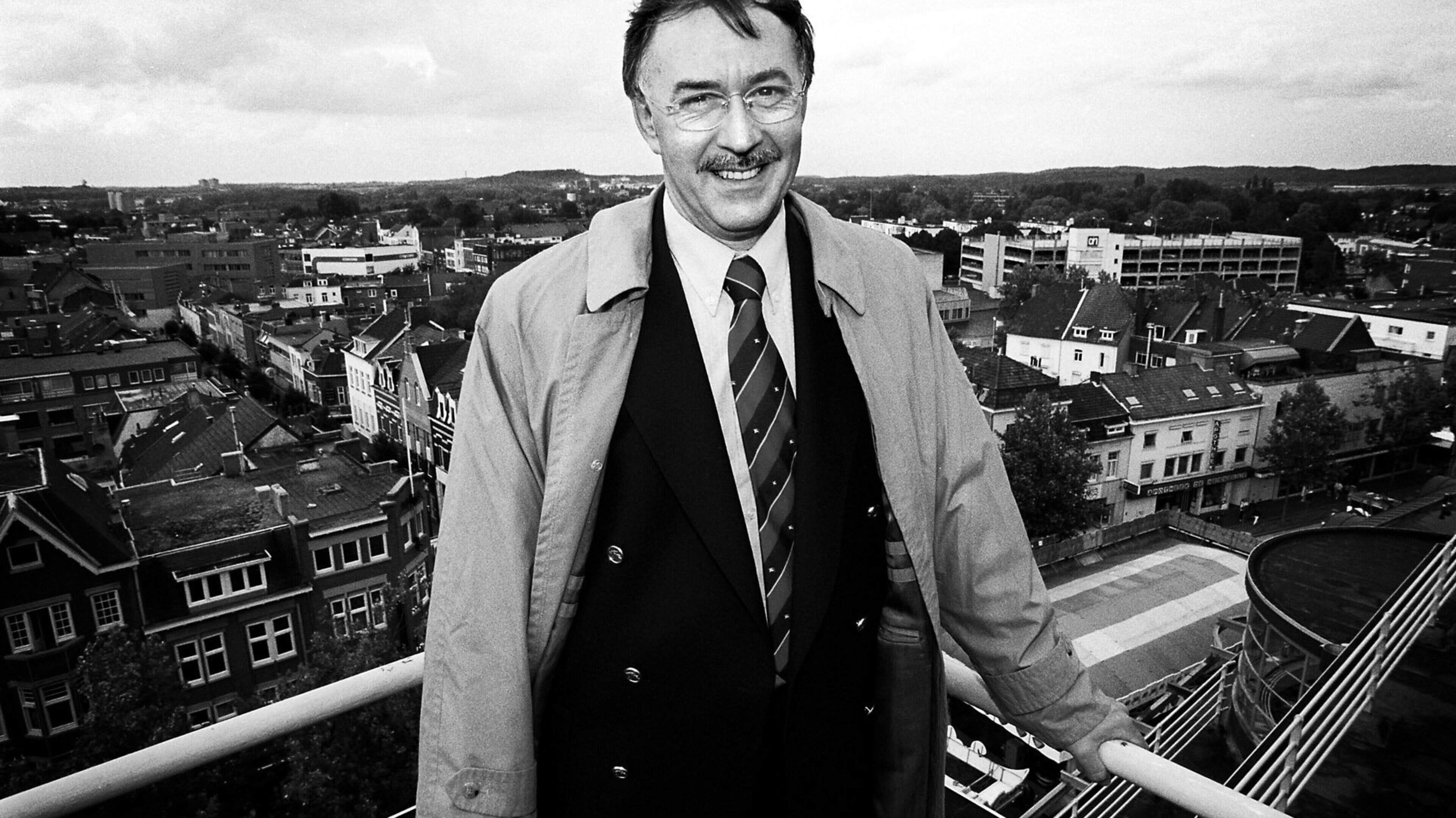 Oud-burgemeester Alexander Sakkers (78) overleden, man achter Operatie Hartslag in Heerlen