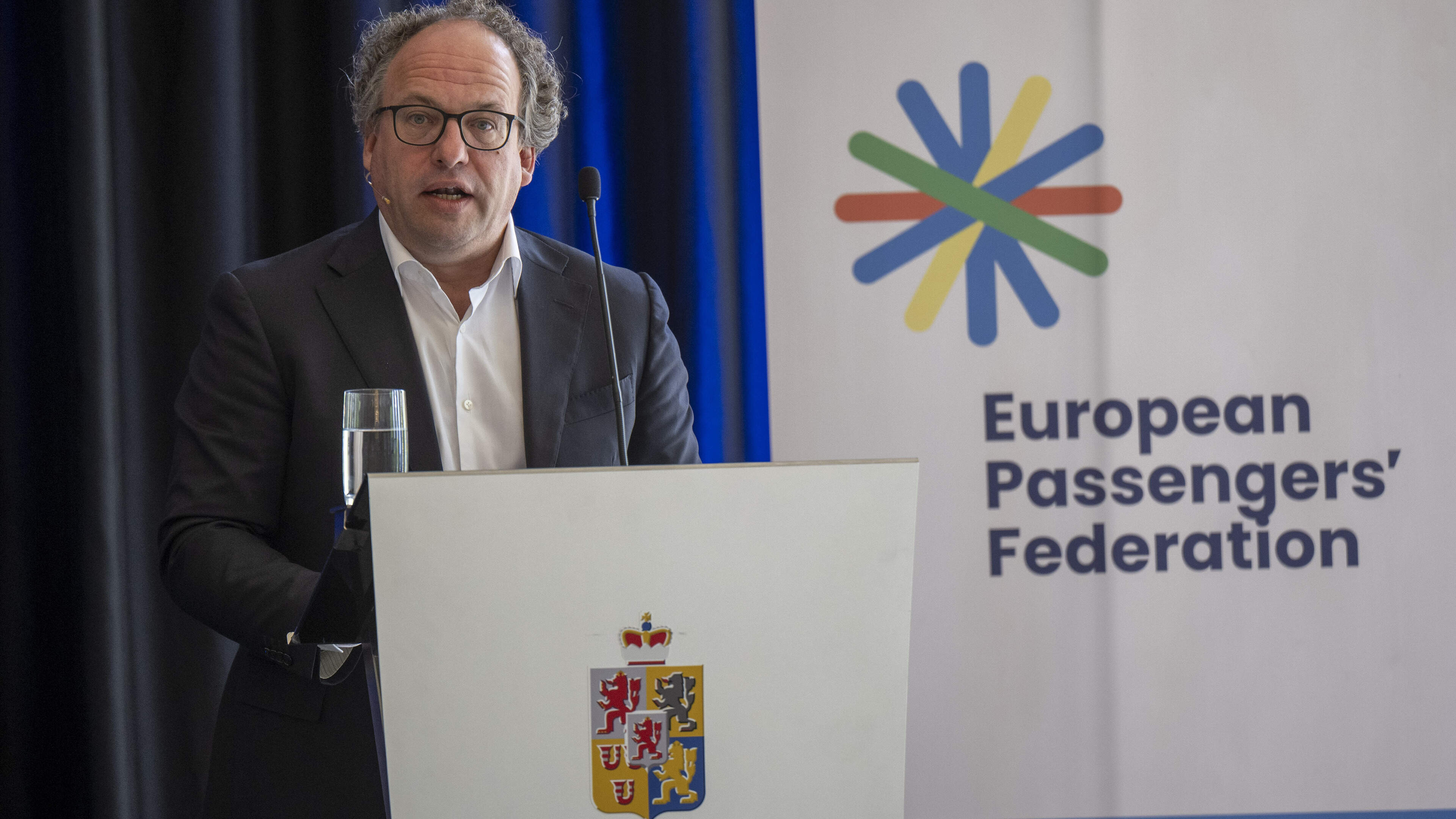 Spoorconferentie in Maastricht: trein als alternatief voor vliegtuig stokt op Europese grenzen en re