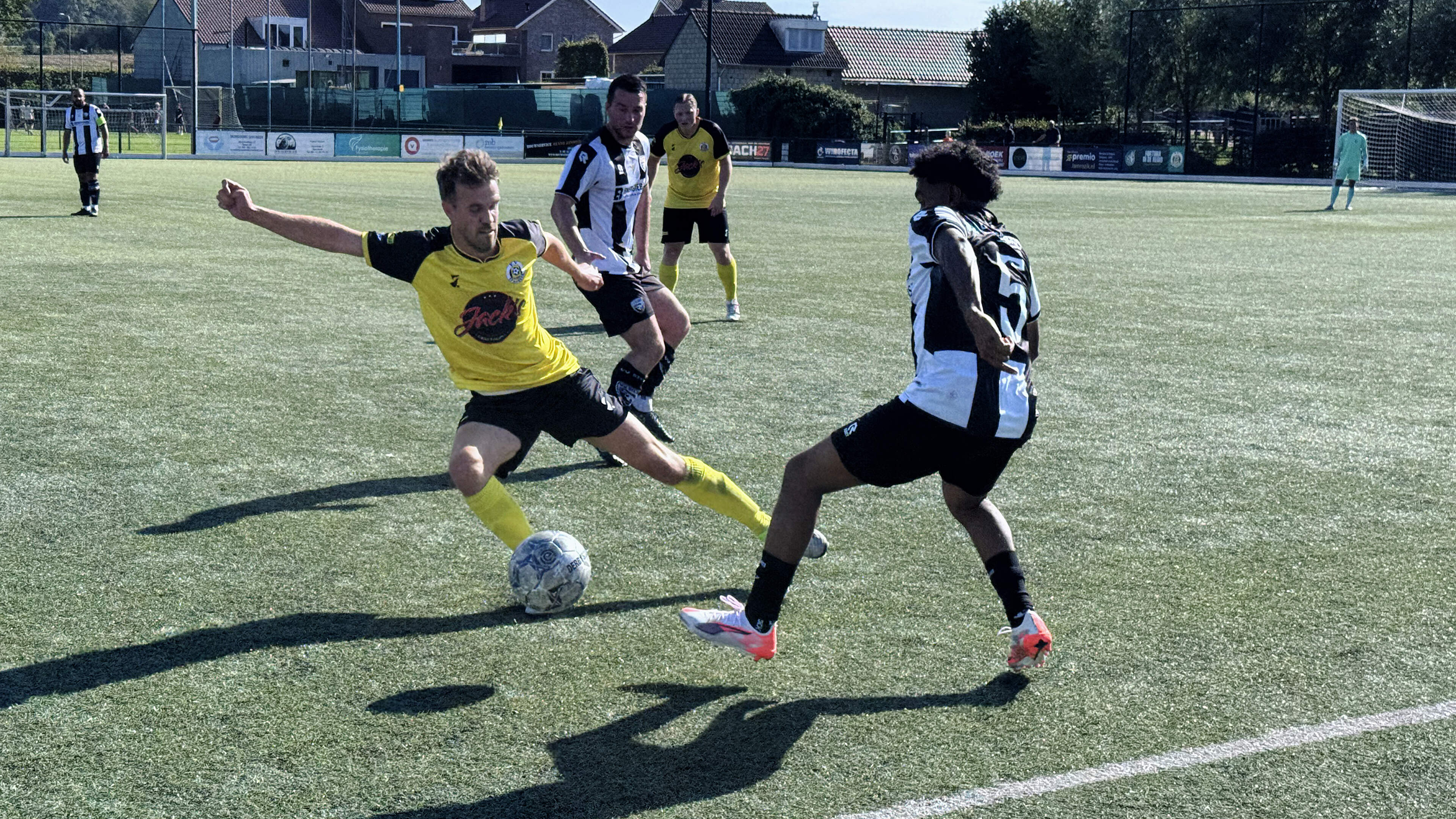 Spaubeek verrast met gelijkspel tegen Sittard: ‘Dit punt is echt een bonus voor ons’