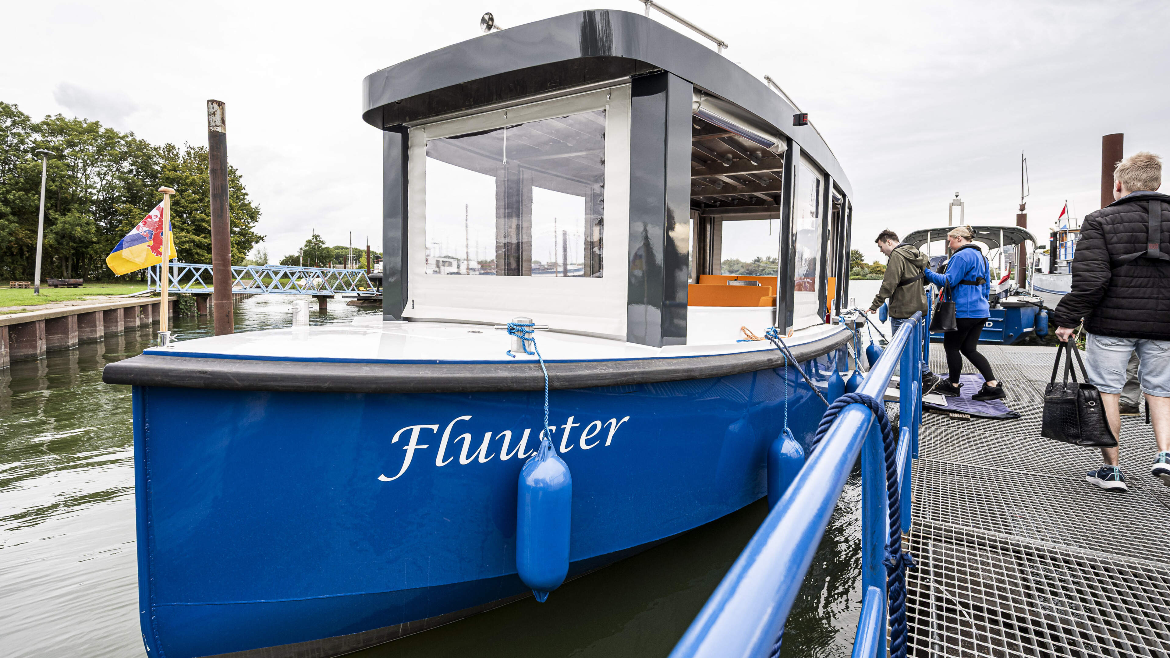 Fluisterstil genieten op de Maasplassen in de nieuwe boot van Socas: ‘Die andere was een echte bromp
