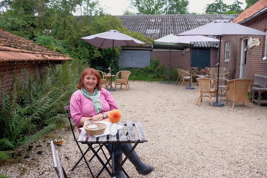 Theetuin de Tungelroyse beek is één met de natuur