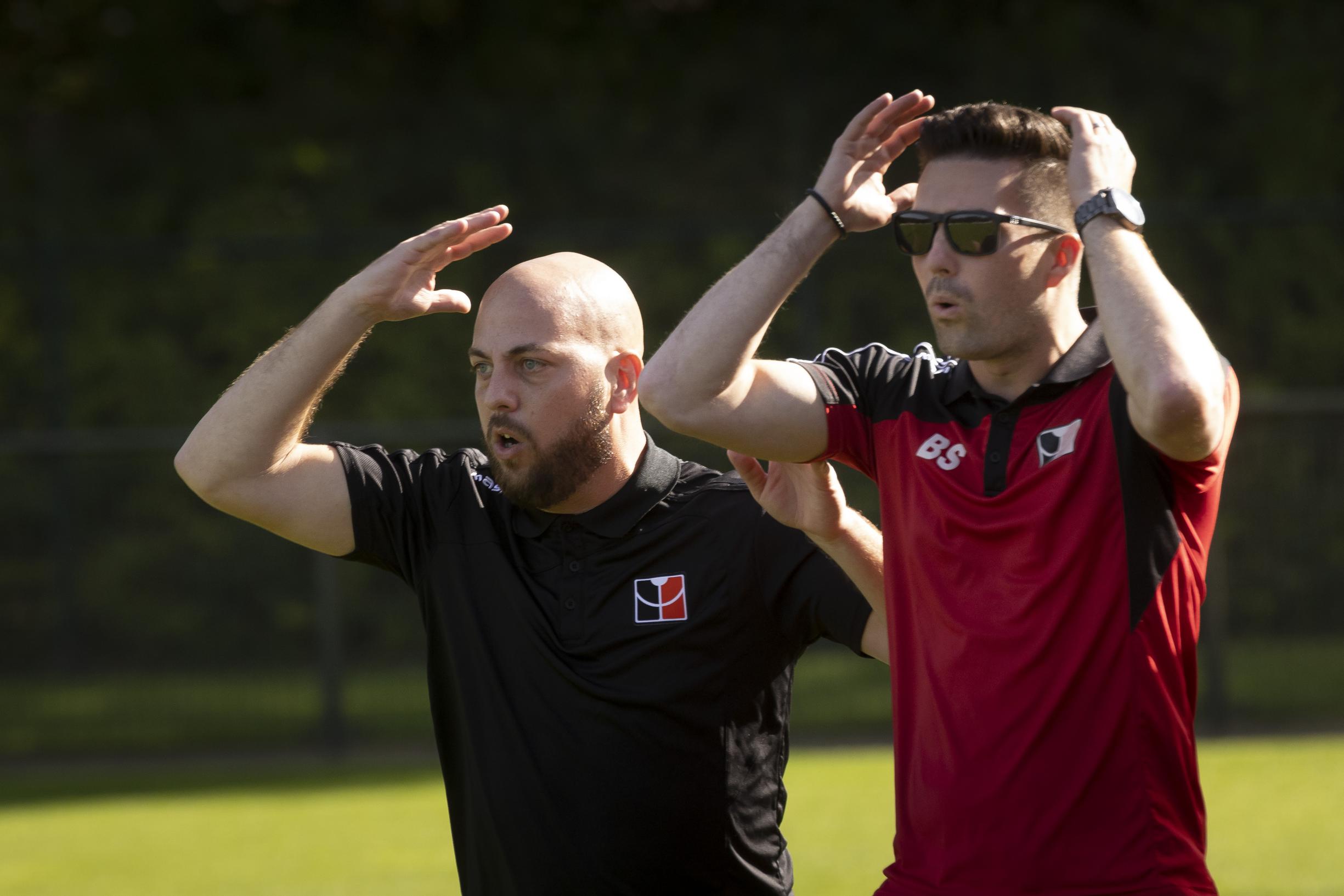 Attractieve derby tussen Hebes en Maasgouw; trainer Lars Peeters (37) heeft ondanks leeftijd een dui