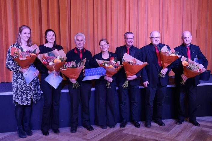 Fanfares van Vlodrop en Maria Hoop huldigen jubilarissen