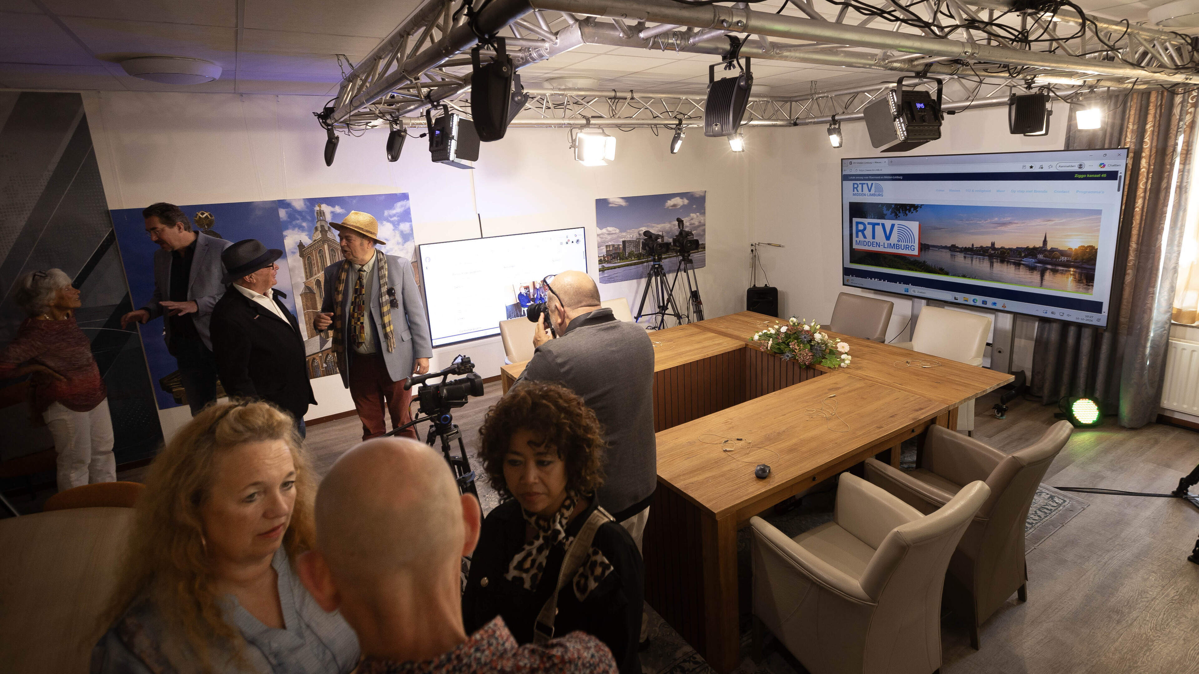 Het private RTV Midden-Limburg wil vanuit hartje Roermond tegenwicht bieden aan de lokale publieke o