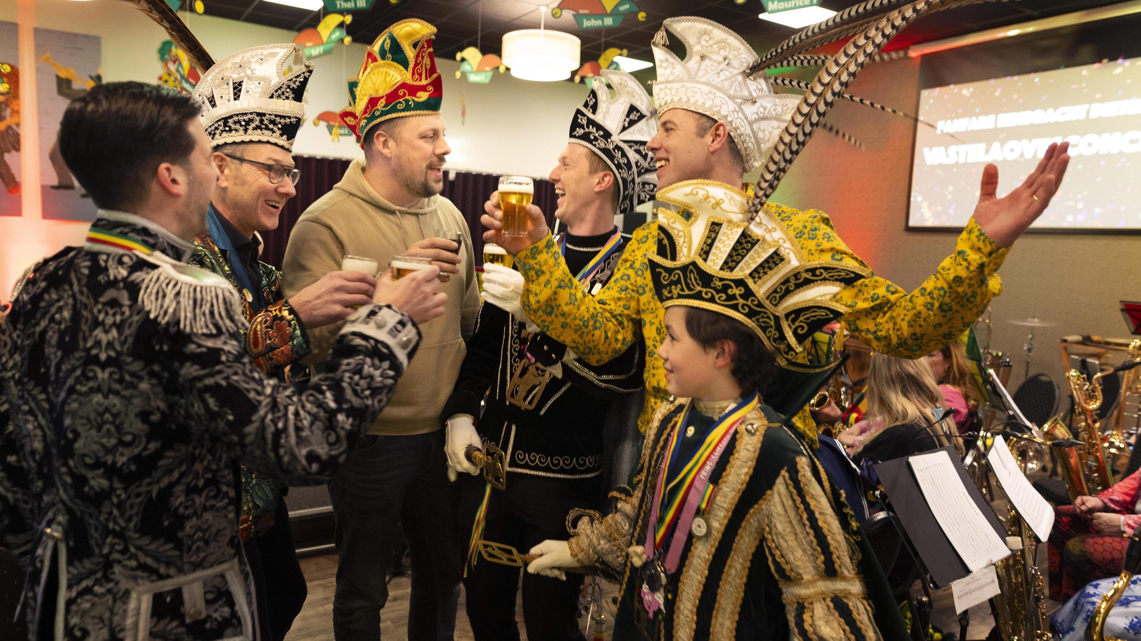 Carnaval in Dieteren is gered: De Lollige Buk maakt doorstart, mét prins