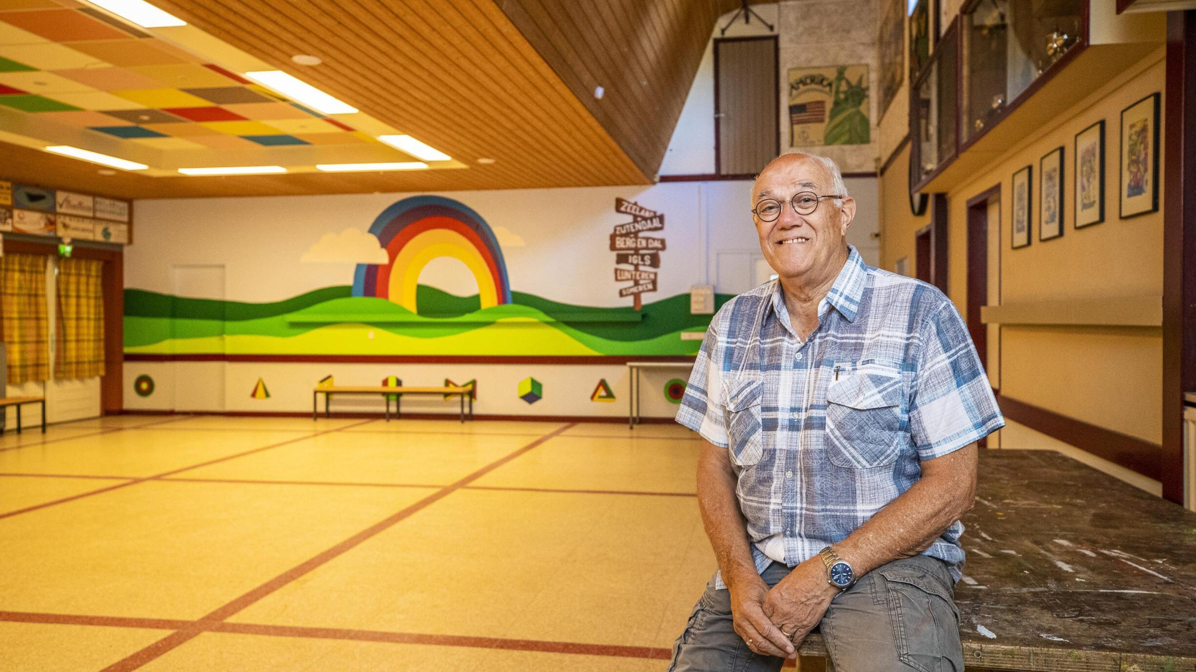 Jo Gielen (75) stopt na ruim zestig jaar bij Jong Nederland Baarlo: ‘Zonder mij gaat het ook door’
