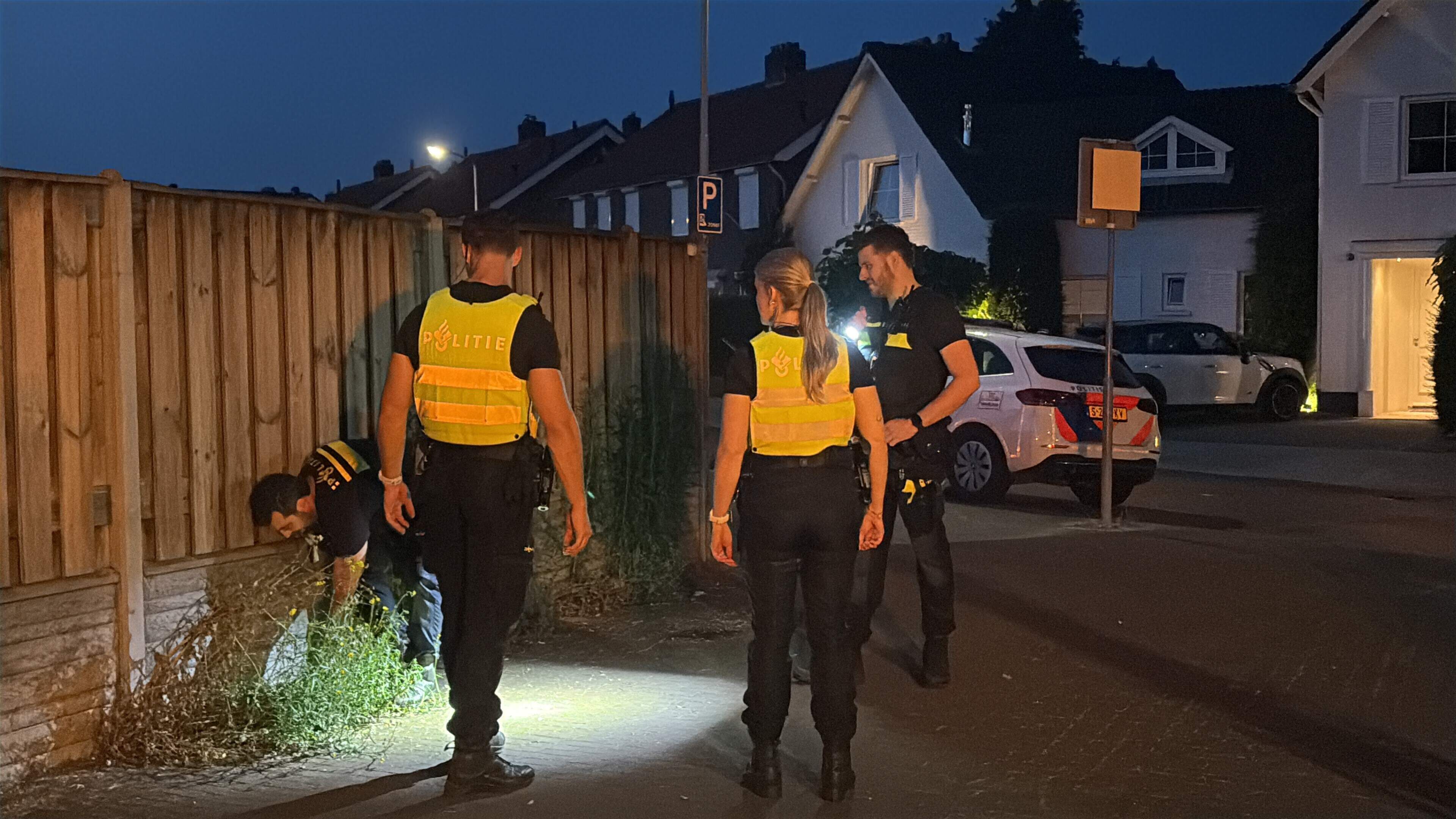 Voetganger raakt gewond bij aanrijding door scooter in Weert.