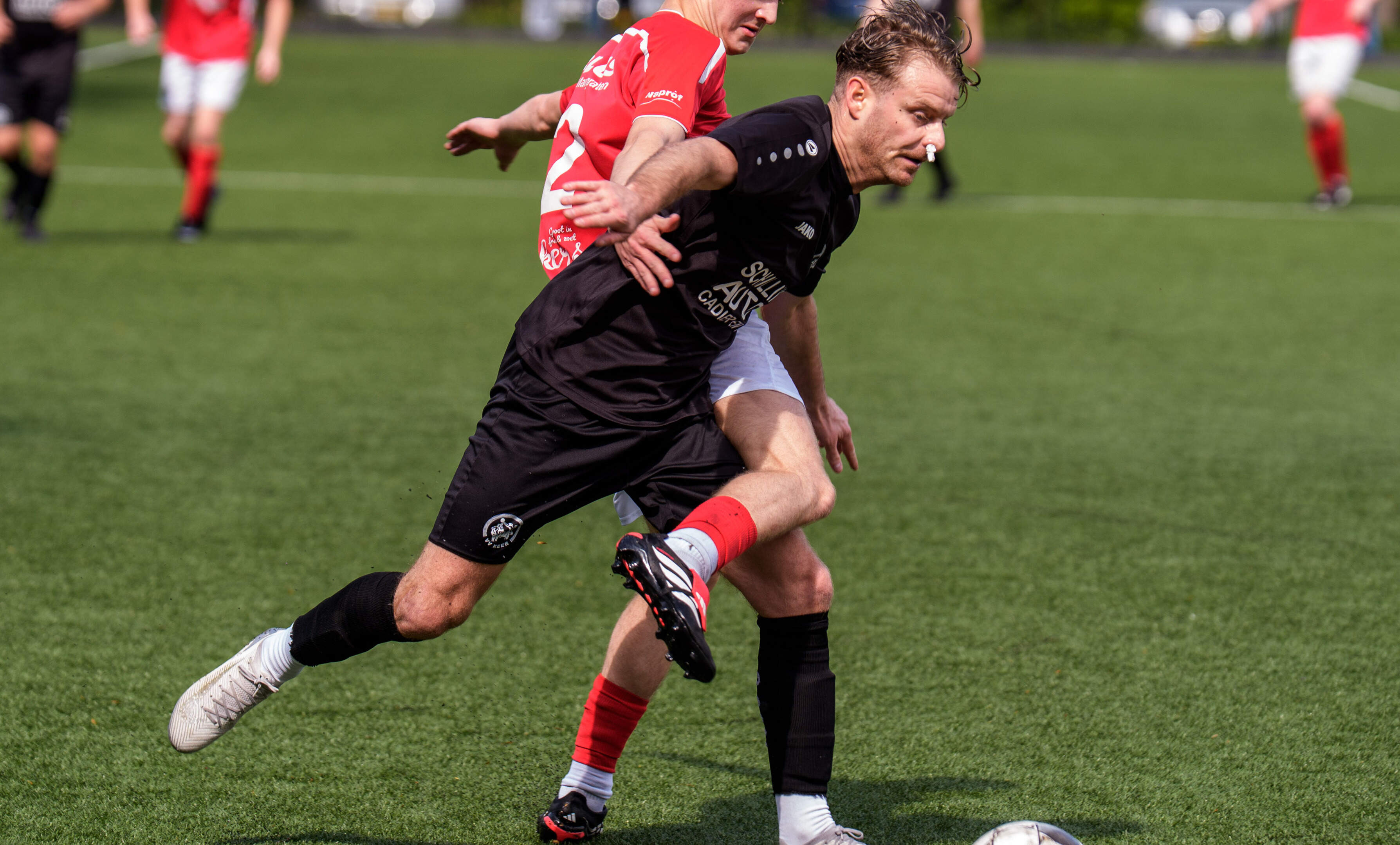 Keer wint beladen topper van RKVVM en grijpt de koppositie: ‘Vandaag hebben wij onszelf een enorme d