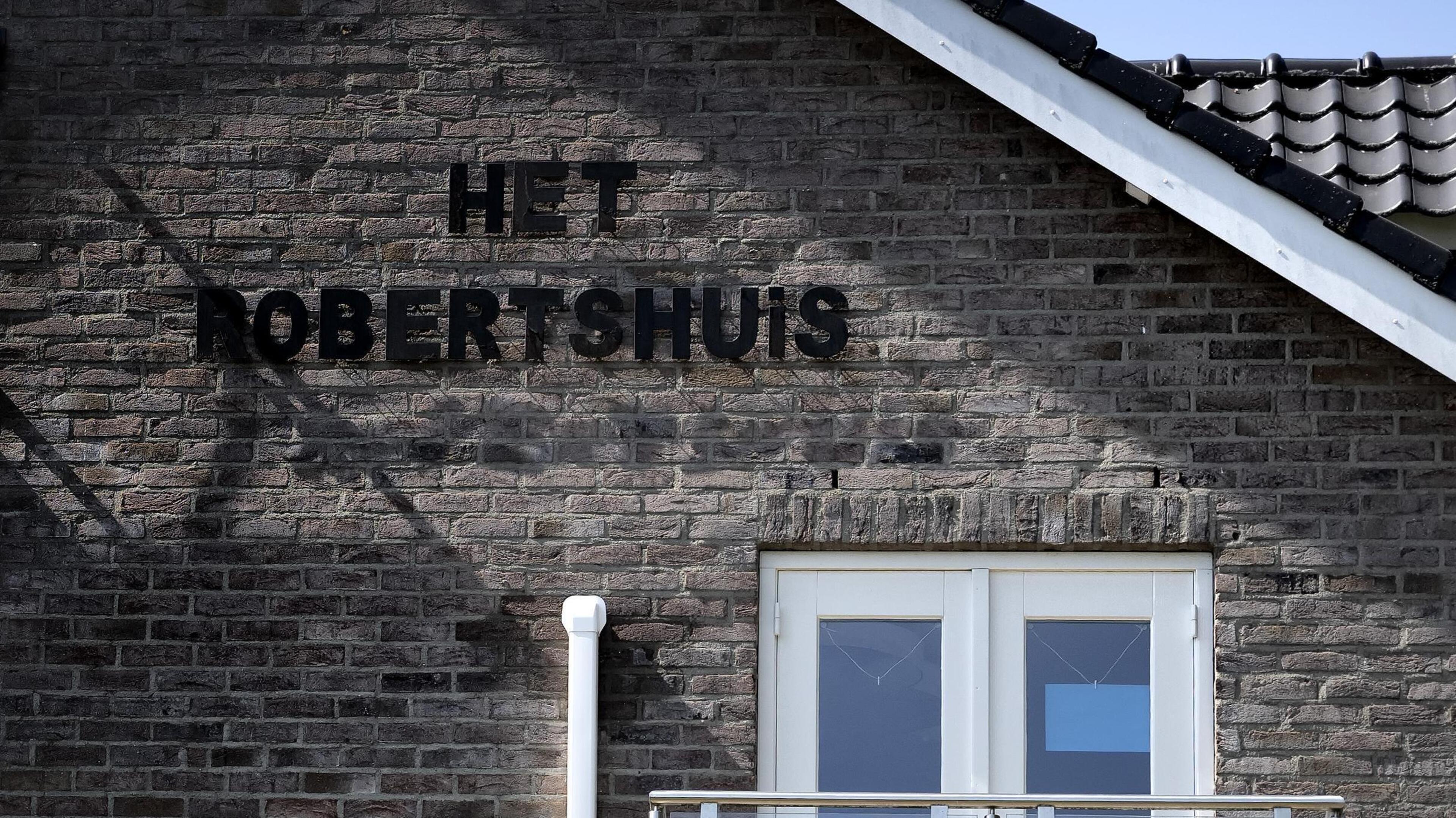 Robertshuis stelt ouders van vernederde kleuter Jason aansprakelijk voor reputatieschade