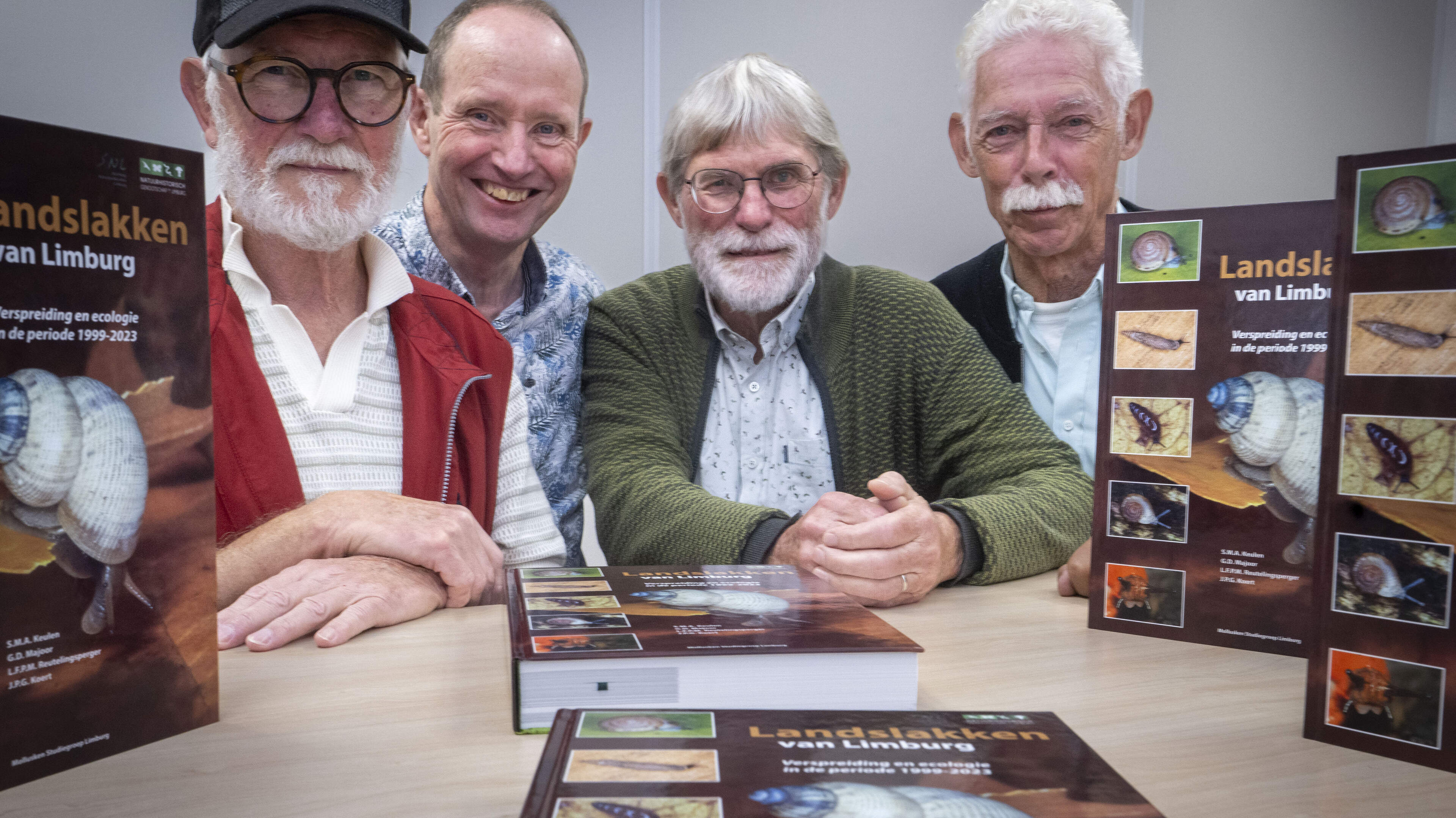 Over de 105 soorten slakken in Limburg is veel meer te vertellen dan dat ze een vandaal in de tuin z