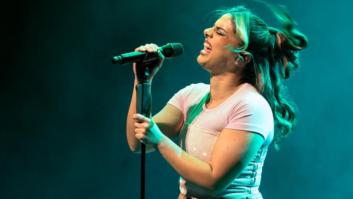 Numidia treedt live op in de Bijenkorf in Maastricht | De Limburger