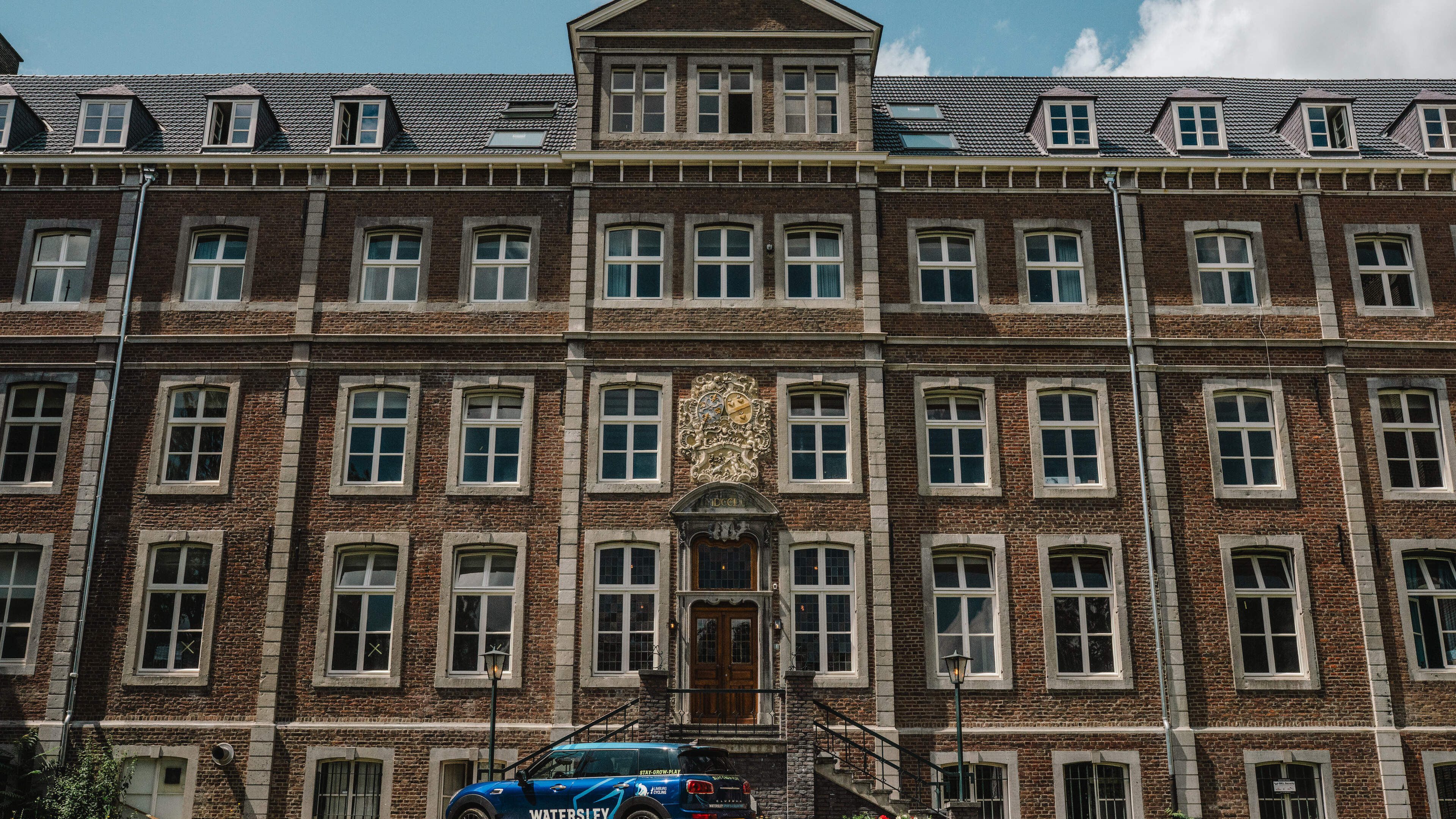 Hotel Merici Sittard trekt activiteiten van sportershotel Watersley in twijfel en laakt gebrek aan h