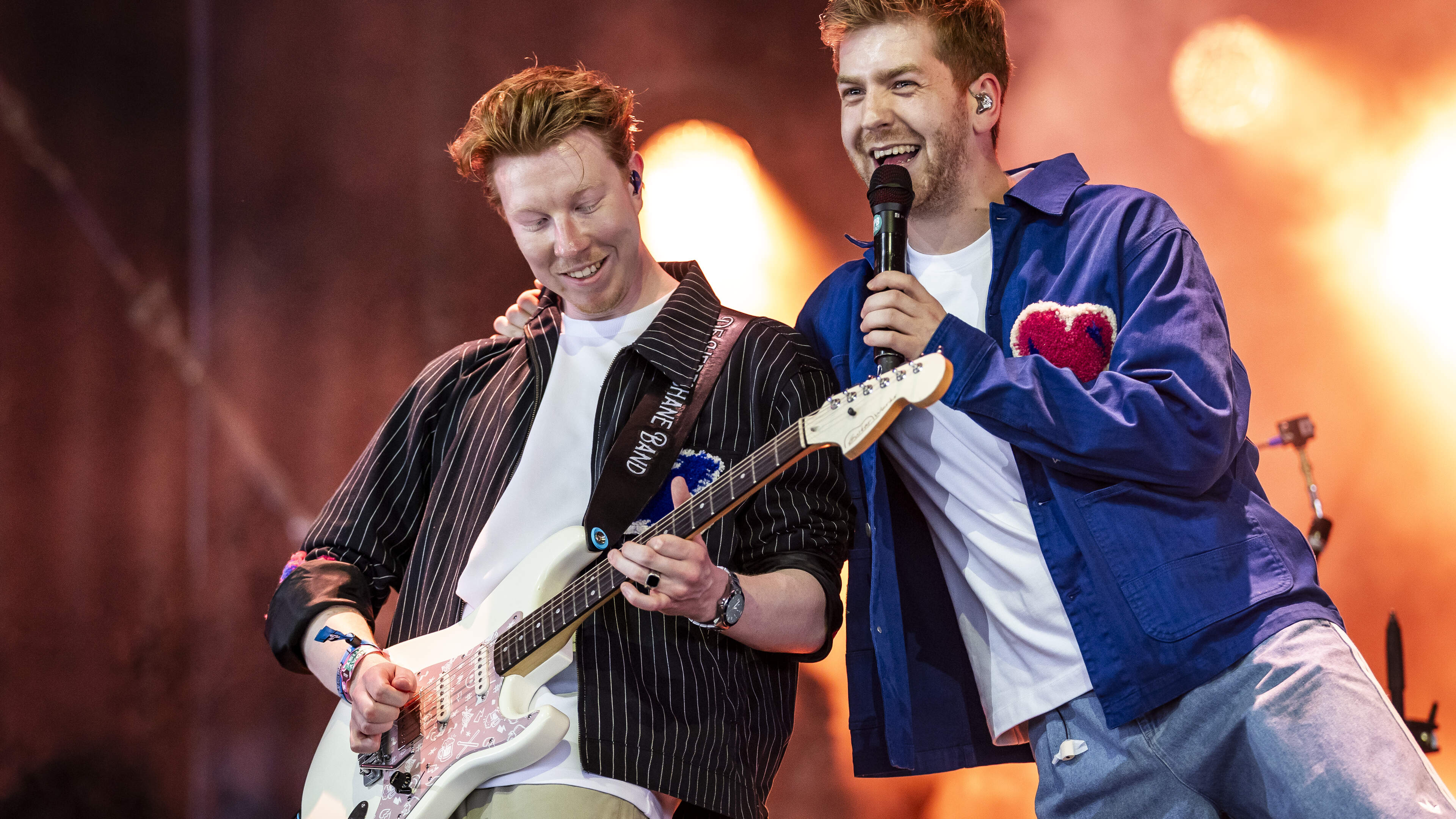 Bij De Herfshane Band praten ook de achterste rijen plots met een zachte g