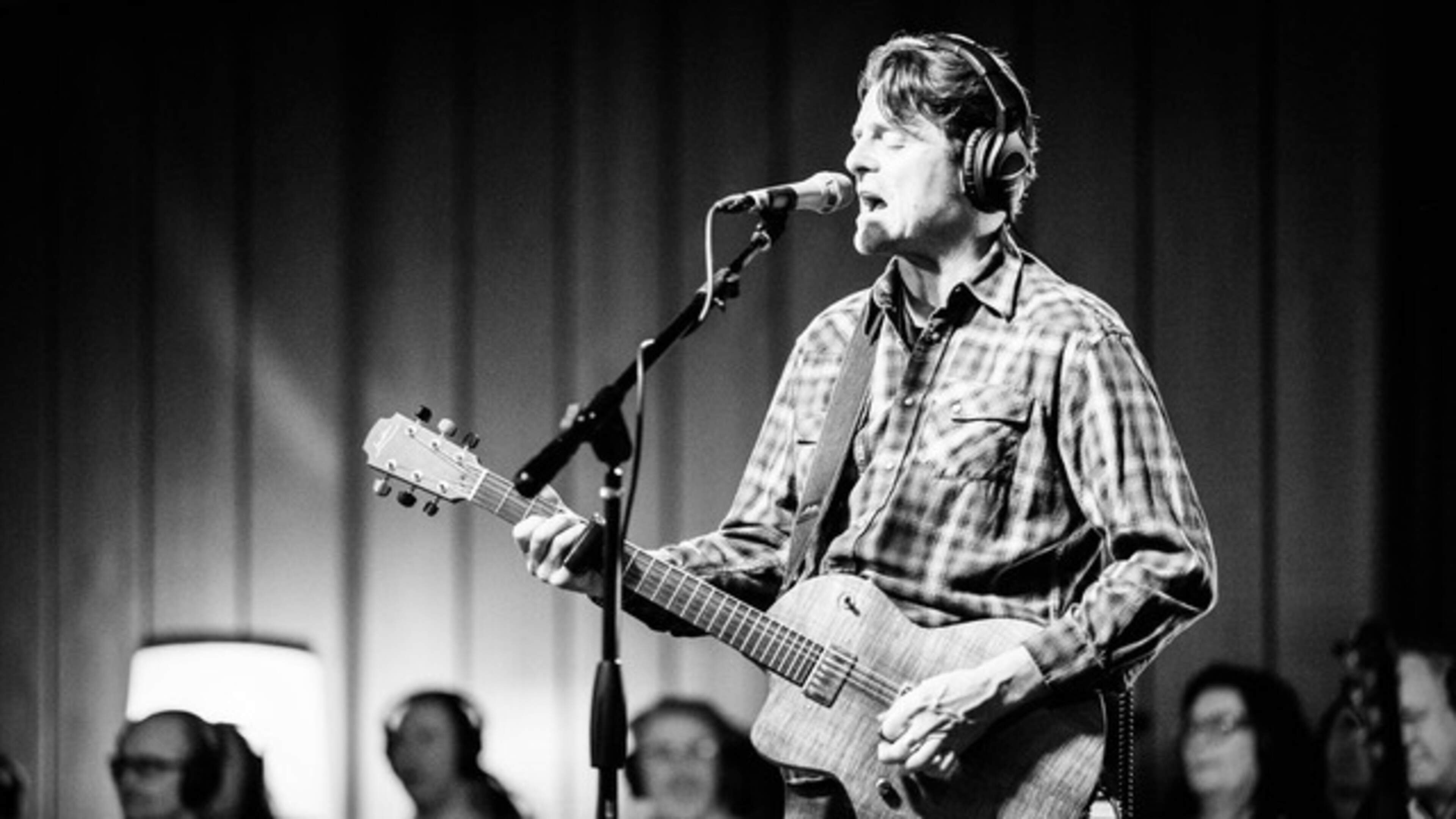 Singer-songwriter Shawn Jones kiest voor podium Karroessel in Geleen bij Europese toernee