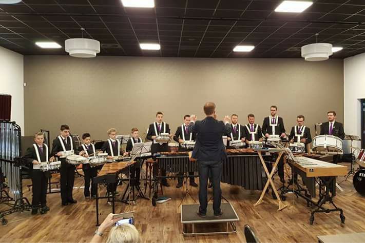 Instructeur neemt afscheid van fanfare De Maasoever Roosteren