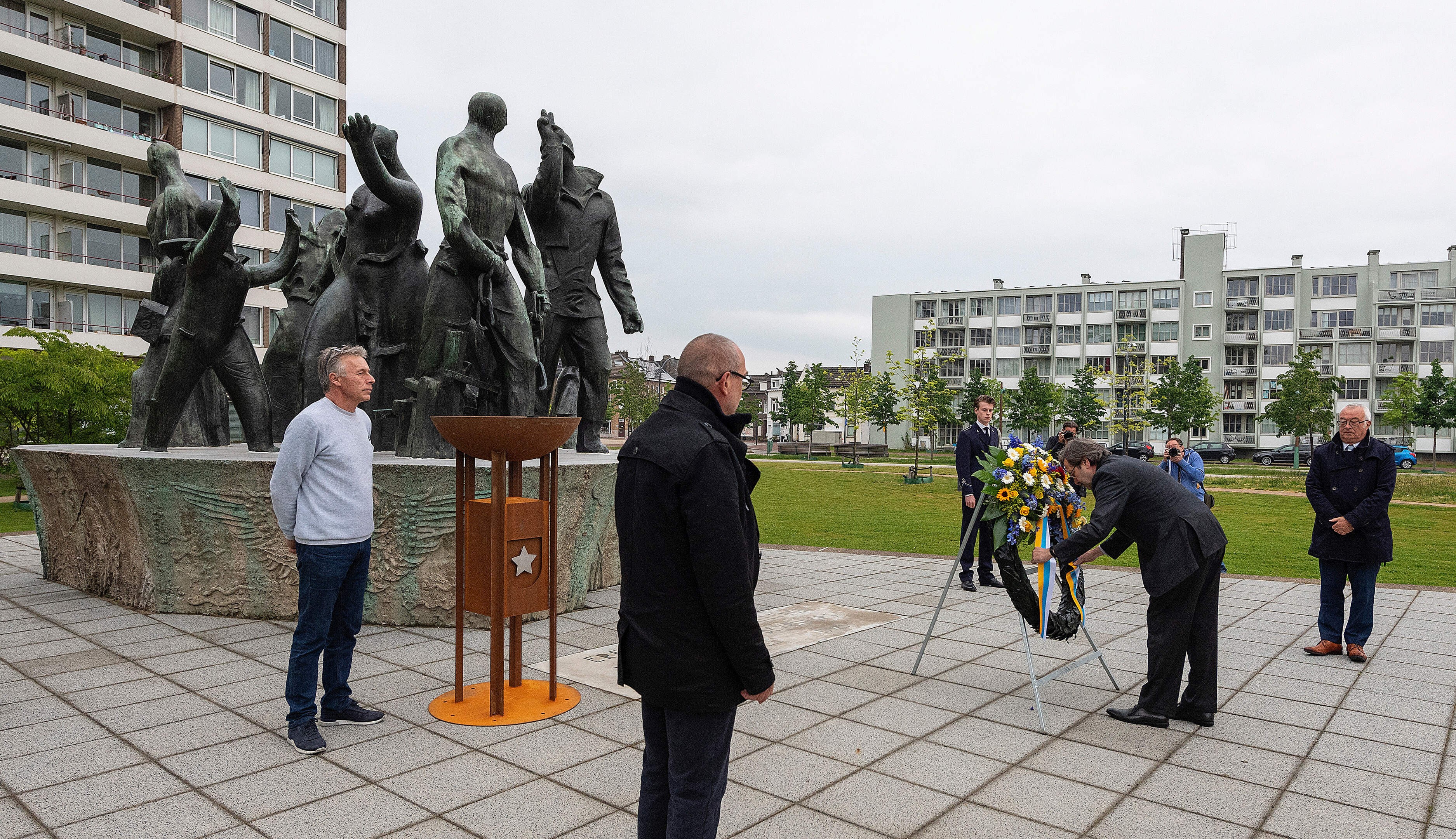 Ook muziekverenigingen werken samen tijdens eendrachtige Dodenherdenking in Maastricht