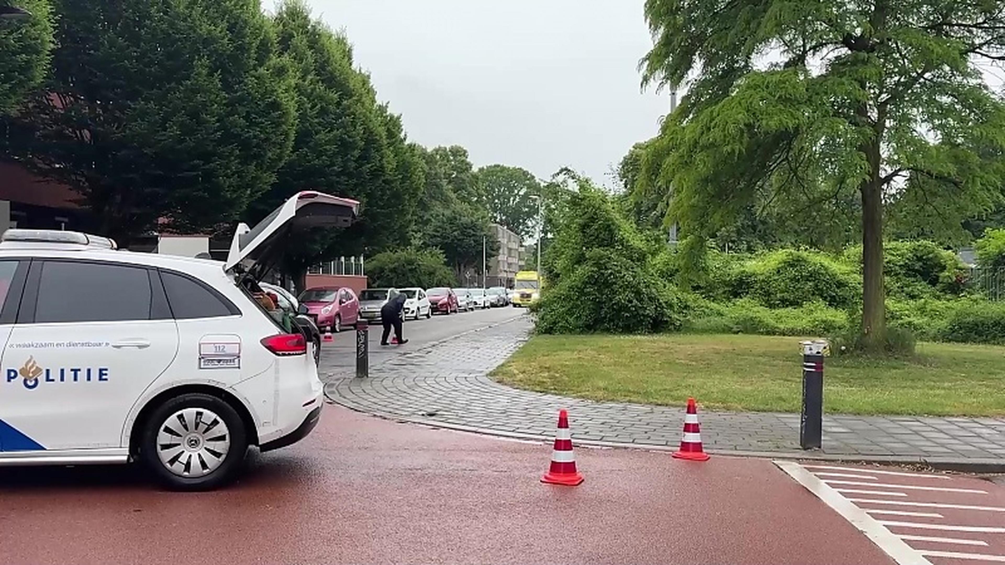 Scooterrijder gewond bij aanrijding met auto in Maastricht
