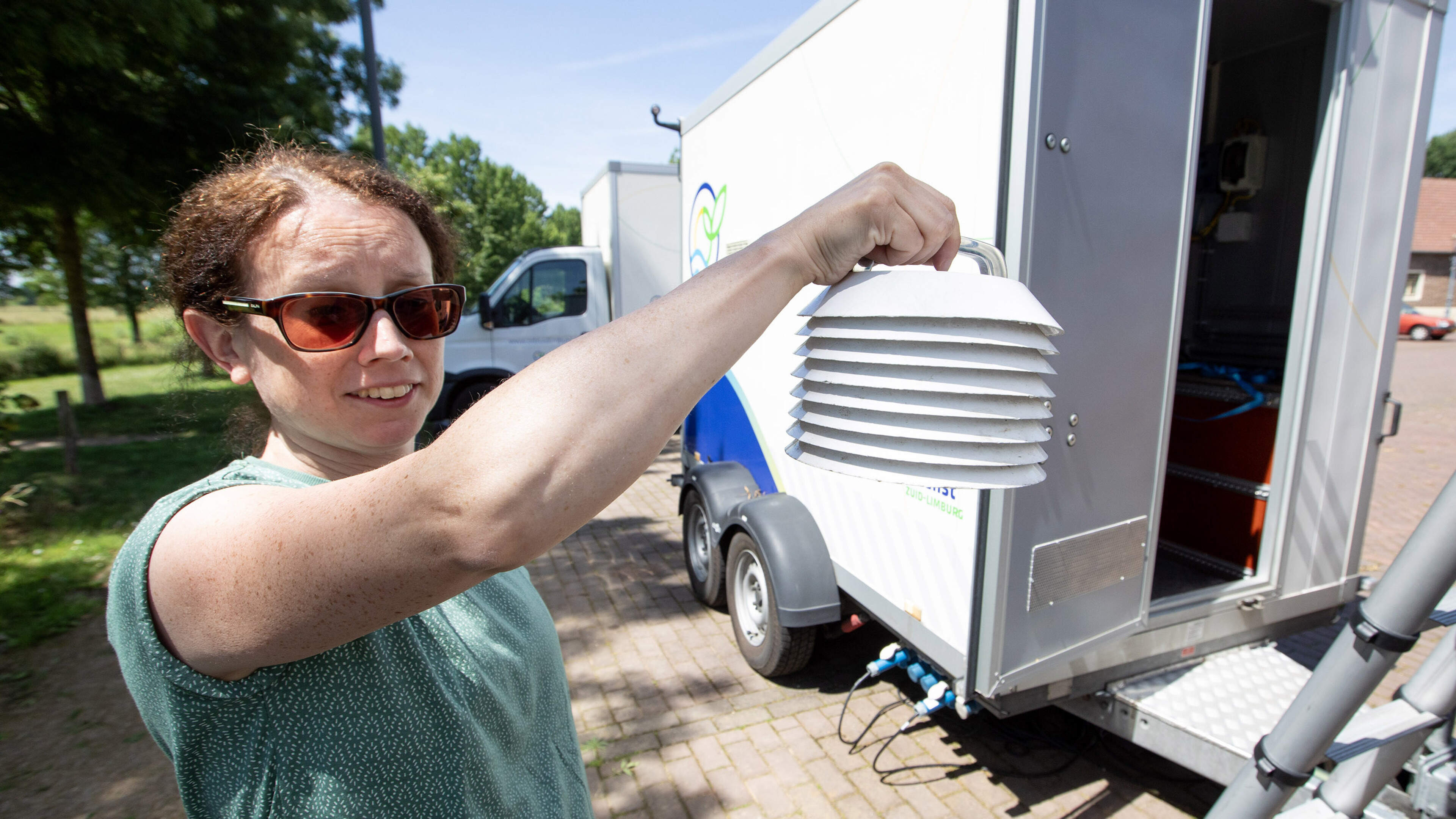 We overleven het wel met die lucht in Buggenum, denkt Jan (81): ‘Mijn moeder haalde een vinger over 