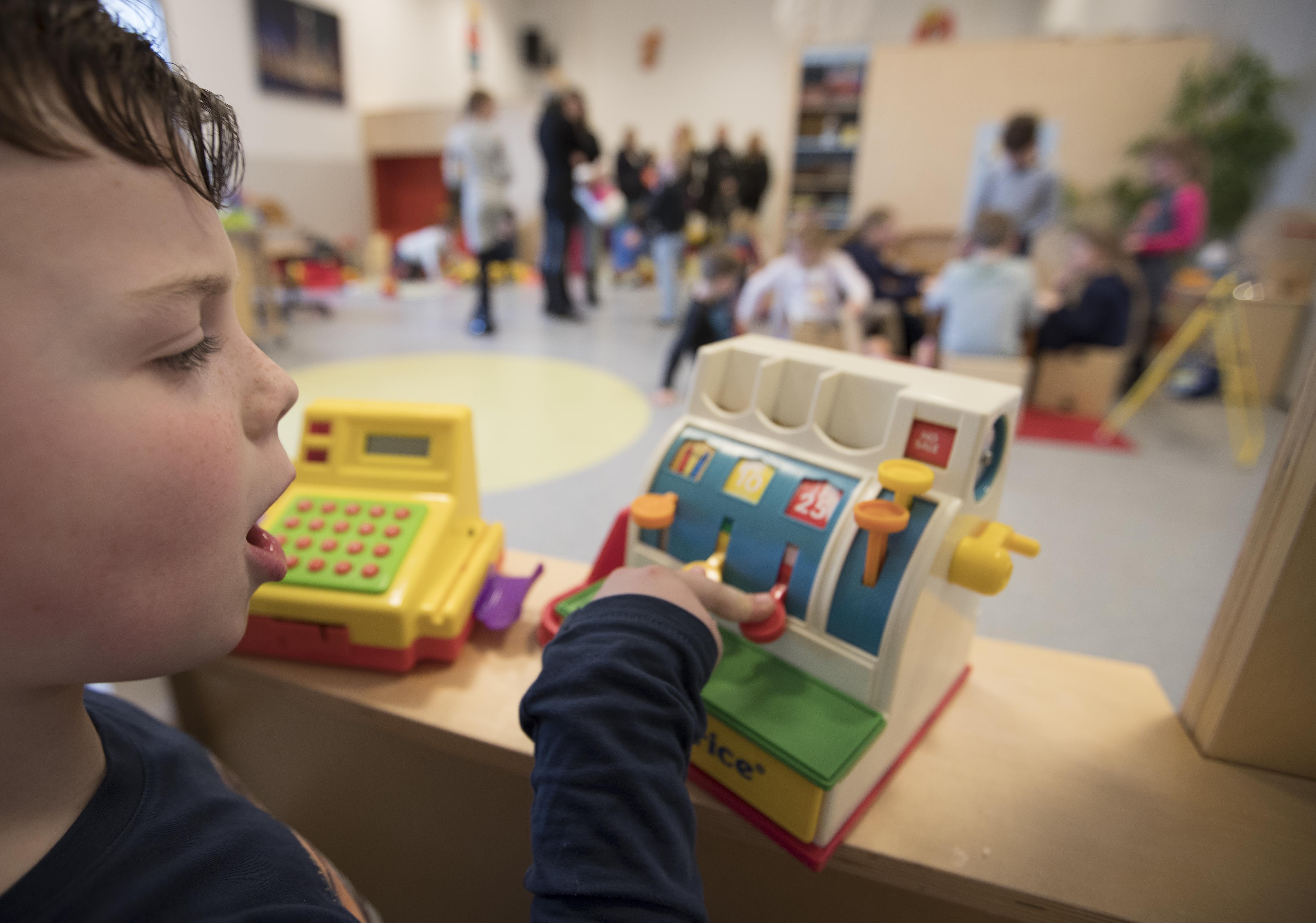 24.000 euro verdwenen van scholen Swartbroek en Tungelroy