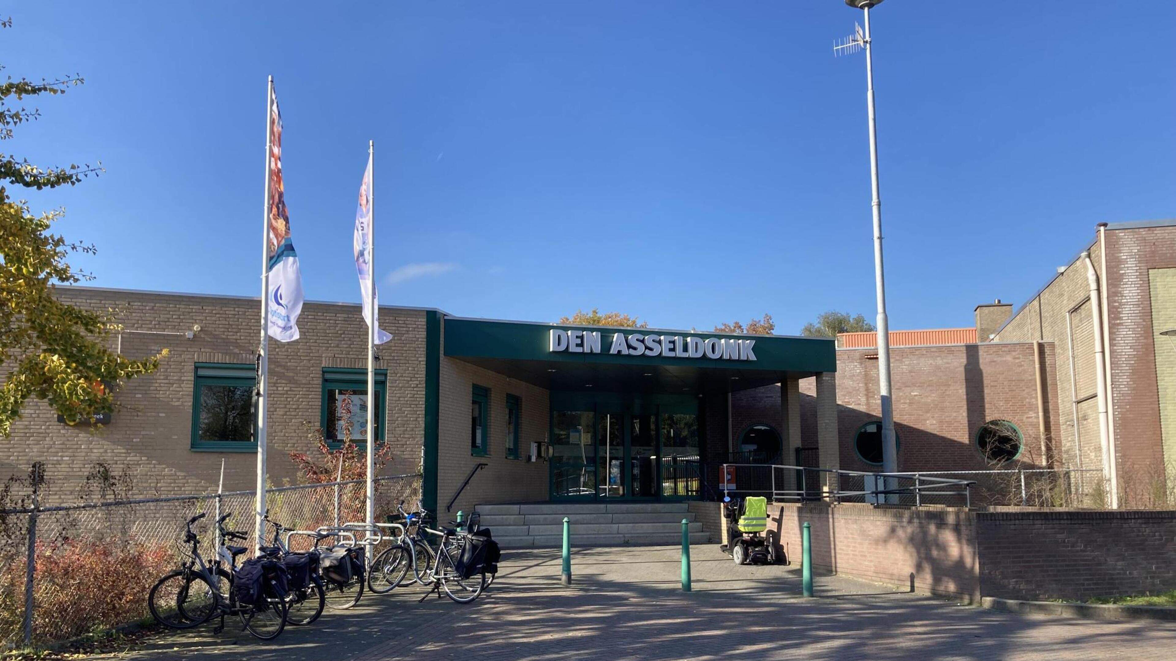 Optisport moet binnen twee maanden vertrekken uit Den Asseldonk: Bergen mag zo nodig politie inschak