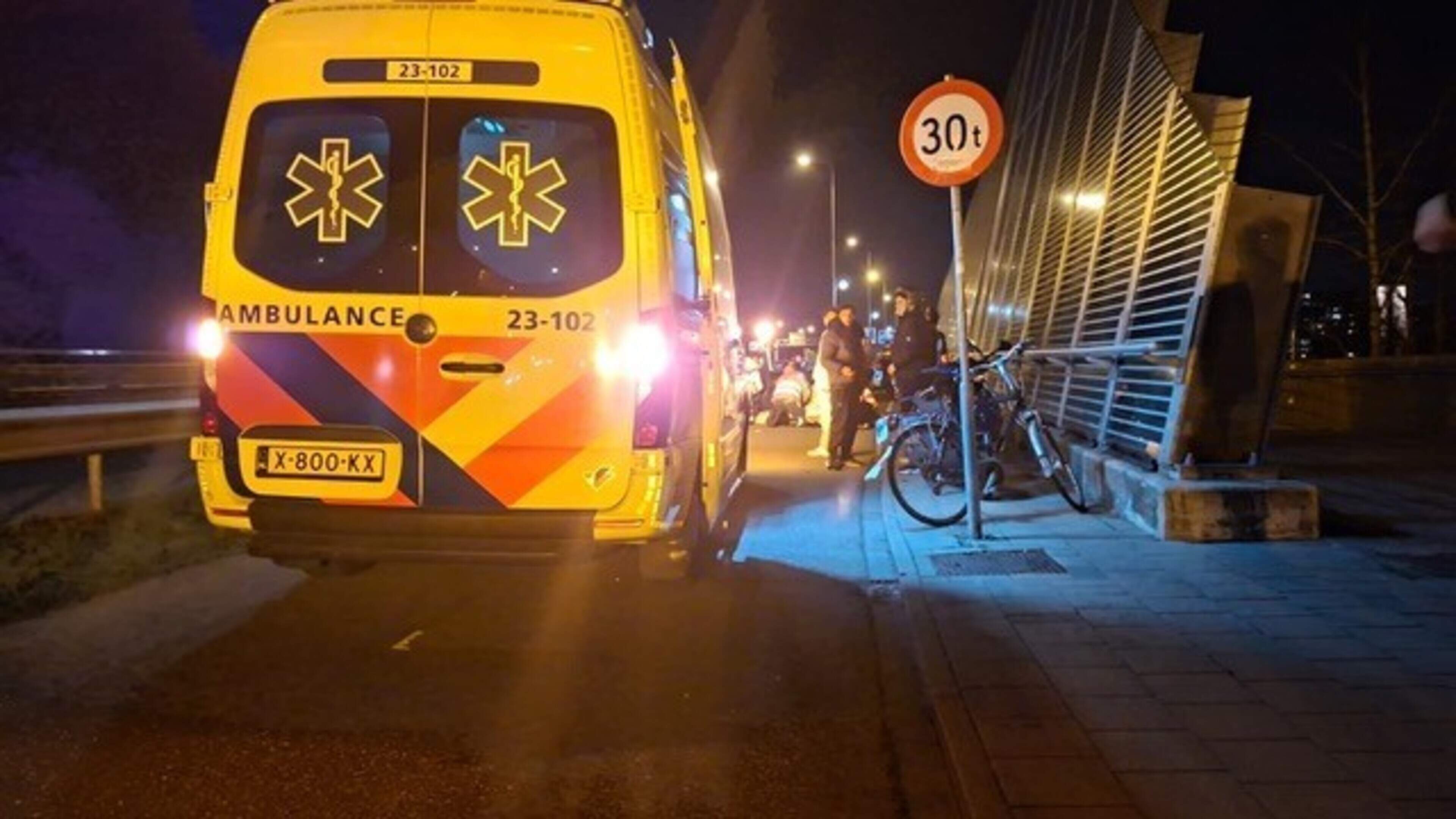 Meerdere gewonden bij ongeval in Venlo, traumahelikopter opgeroepen.