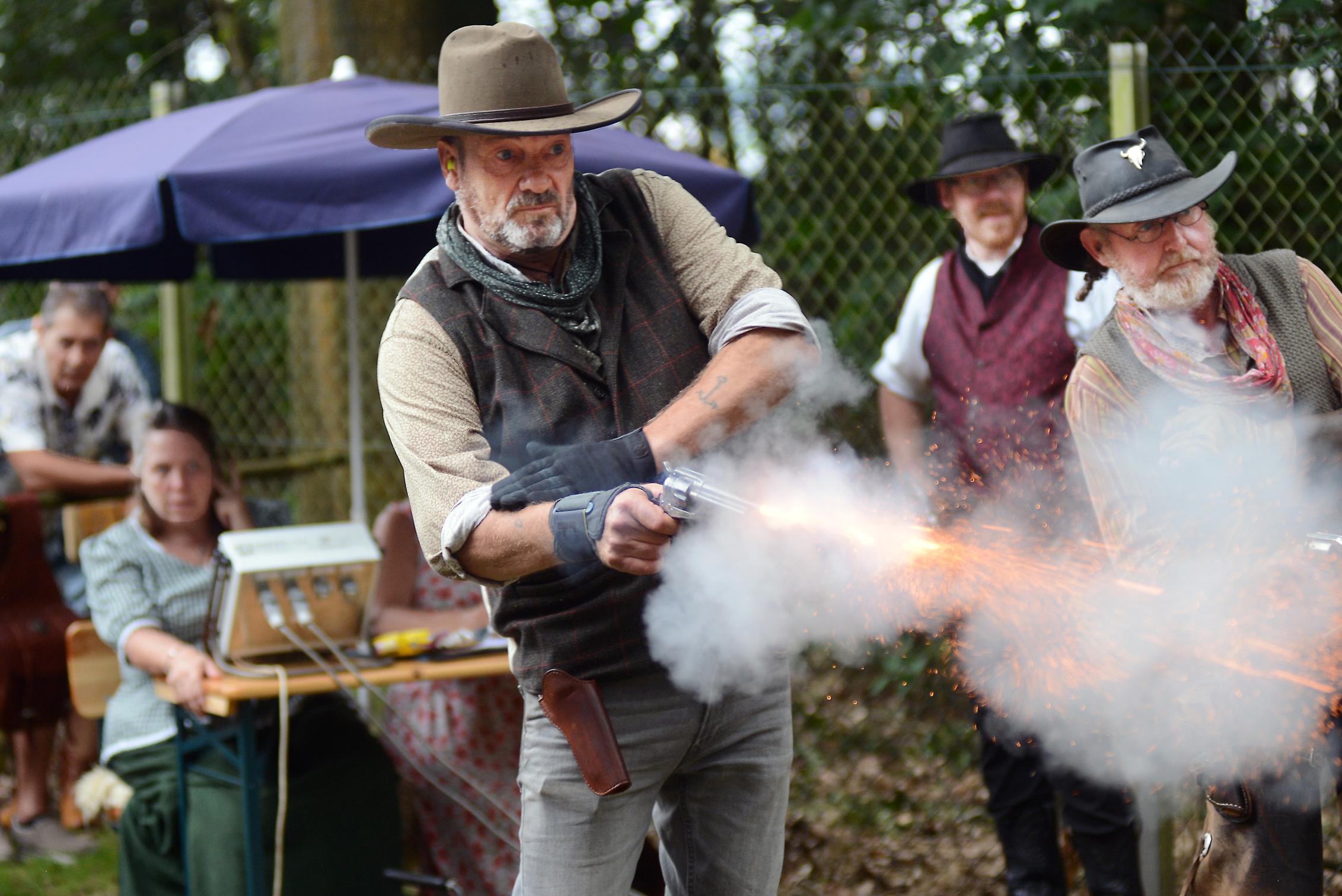 Meterik in wildwestsferen: Davy Crockett organiseert 52ste schietwedstrijd