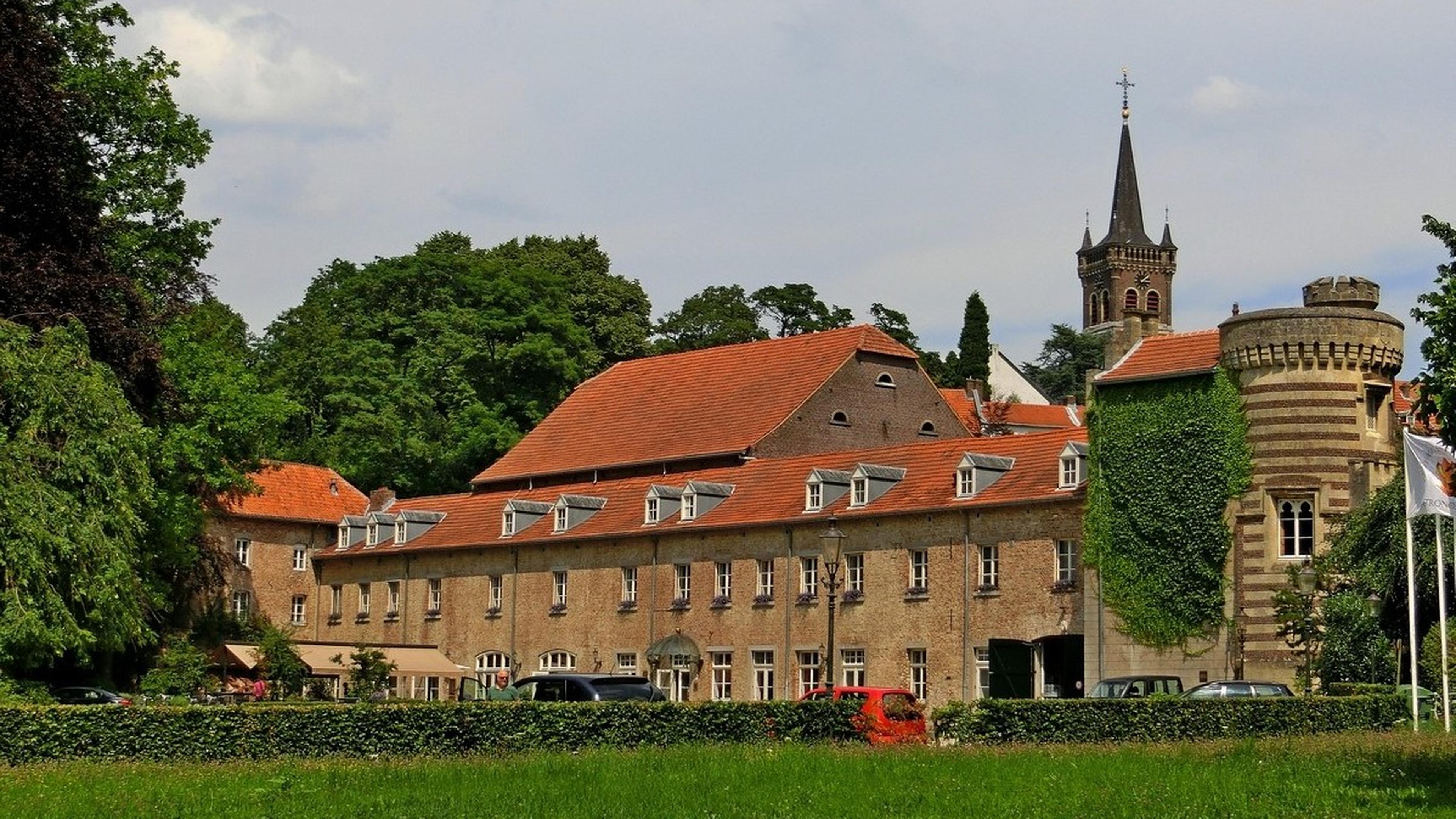 Igor Stel voegt derde kasteel toe aan zijn imperium: ‘De drempel om Kasteel Elsloo te bezoeken moet