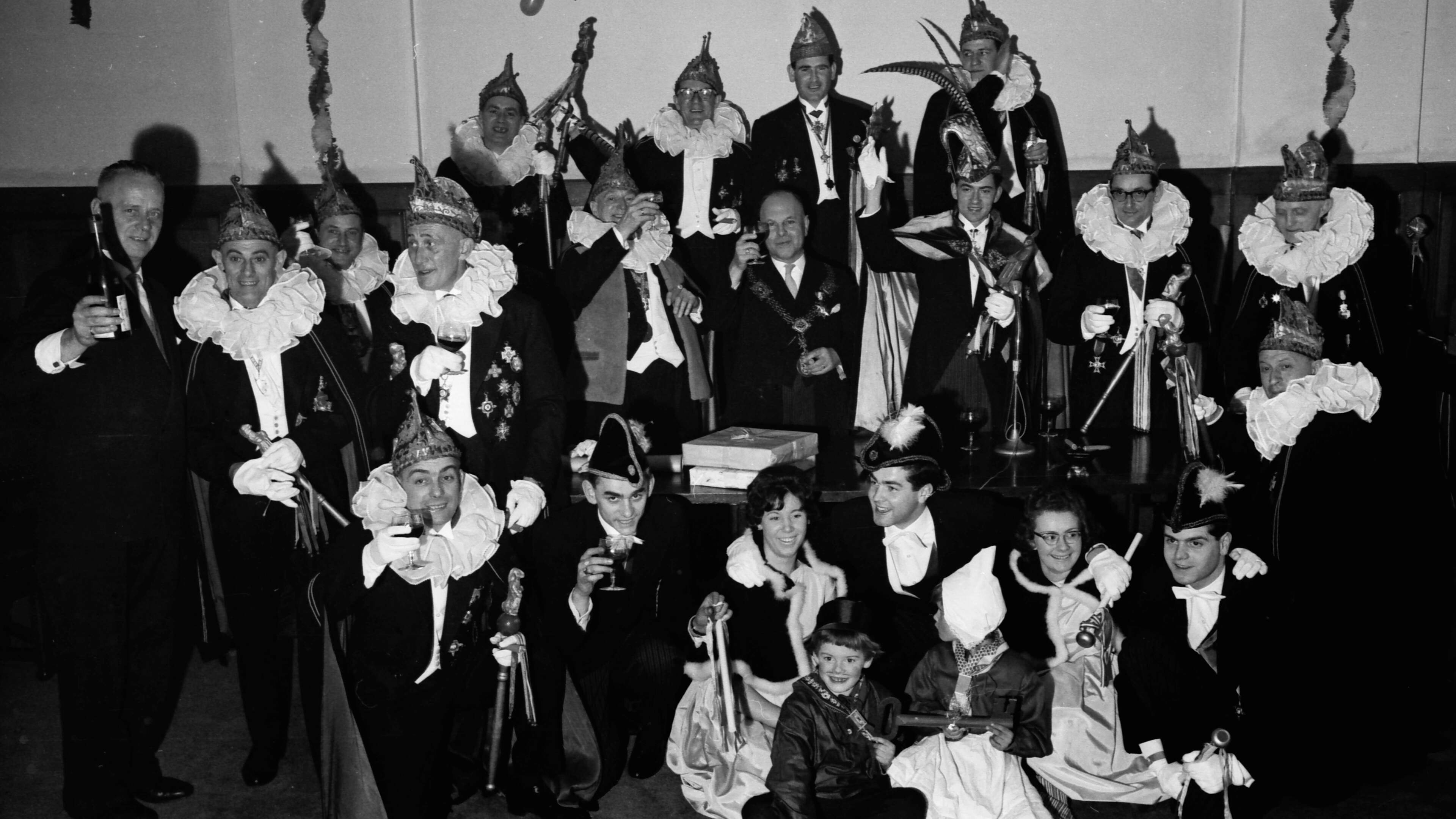 Piëlhaas viert 8x11 jaar carnaval naar Keuls voorbeeld in Venray met film, elpee en feestweekend: ‘I