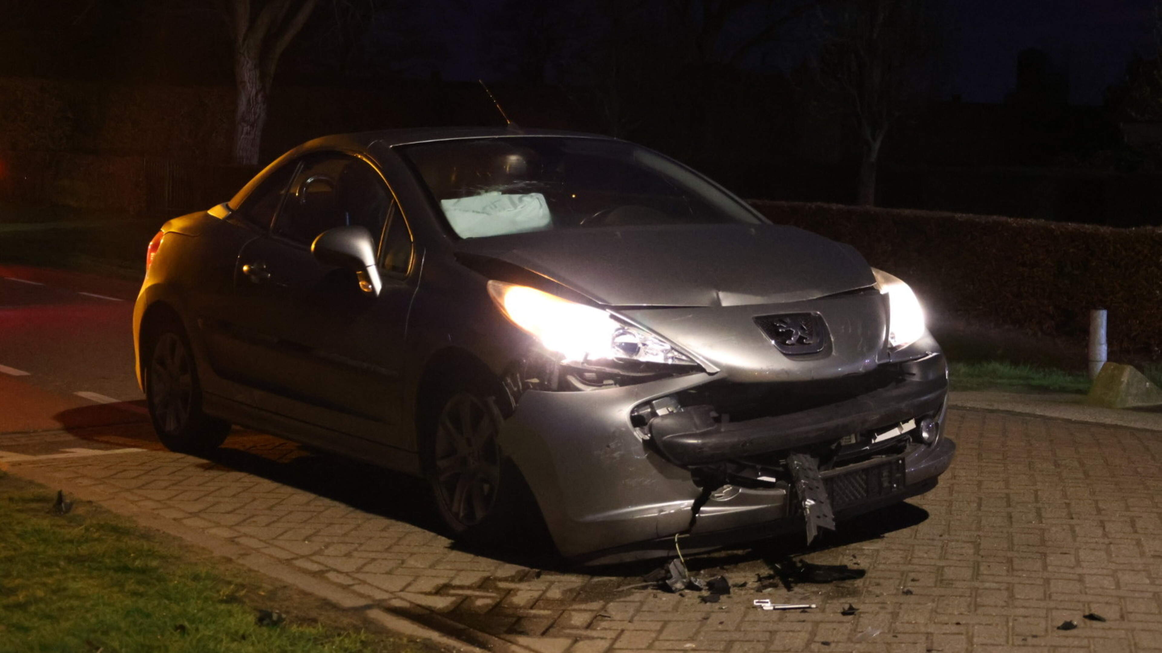 Bestuurder zonder rijbewijs betrokken bij aanrijding in Ysselsteyn.