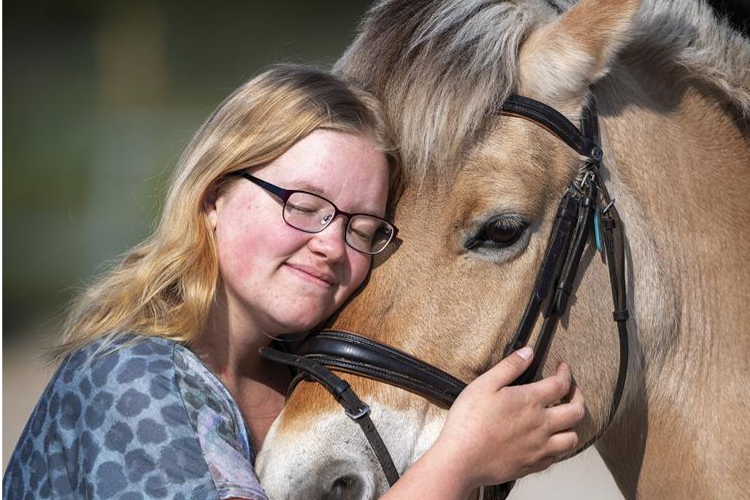 Crowdfunding gestart voor hulphond: redding voor Susanne na brute verkrachting