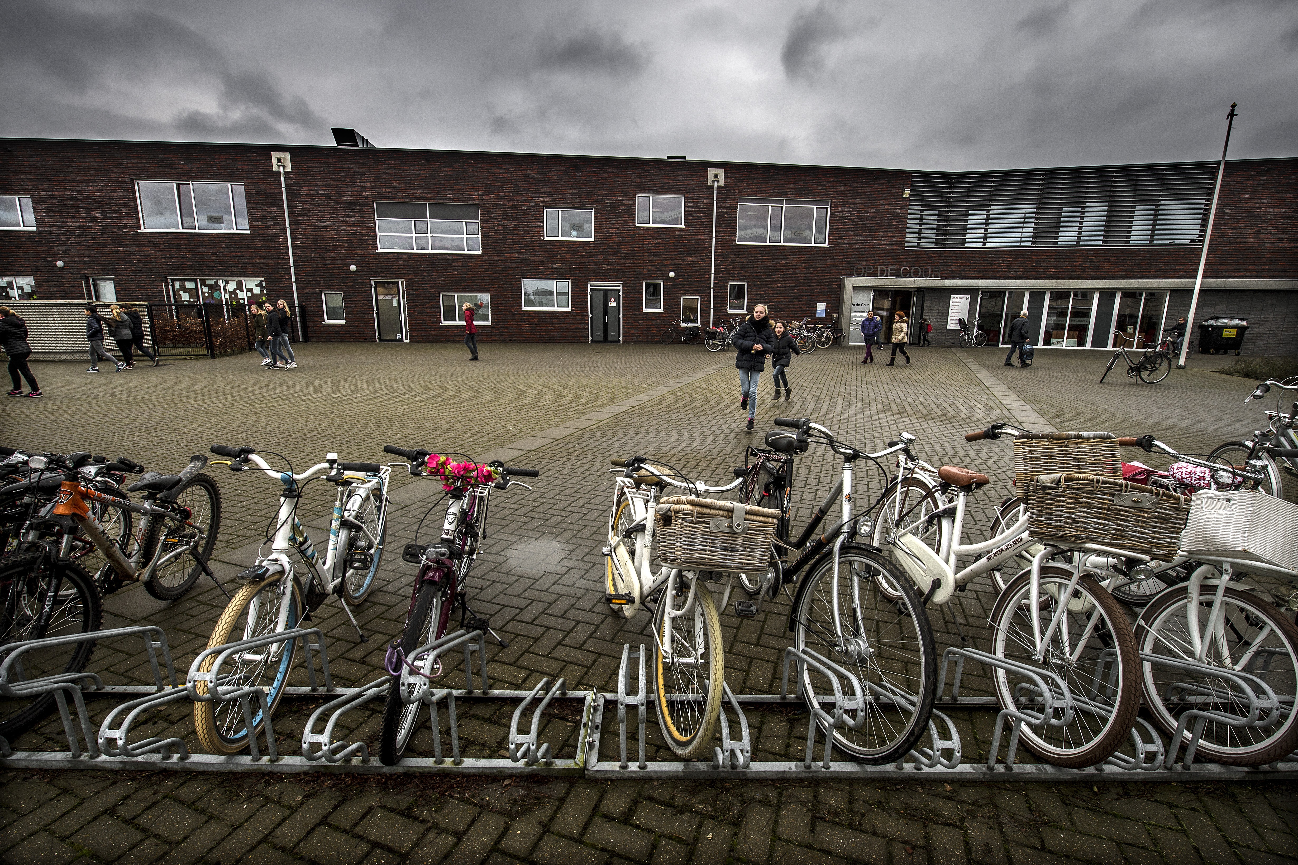 Schoolgebouw Eijsden te klein geworden, schoolgebouw in Cadier en Keer juist te groot