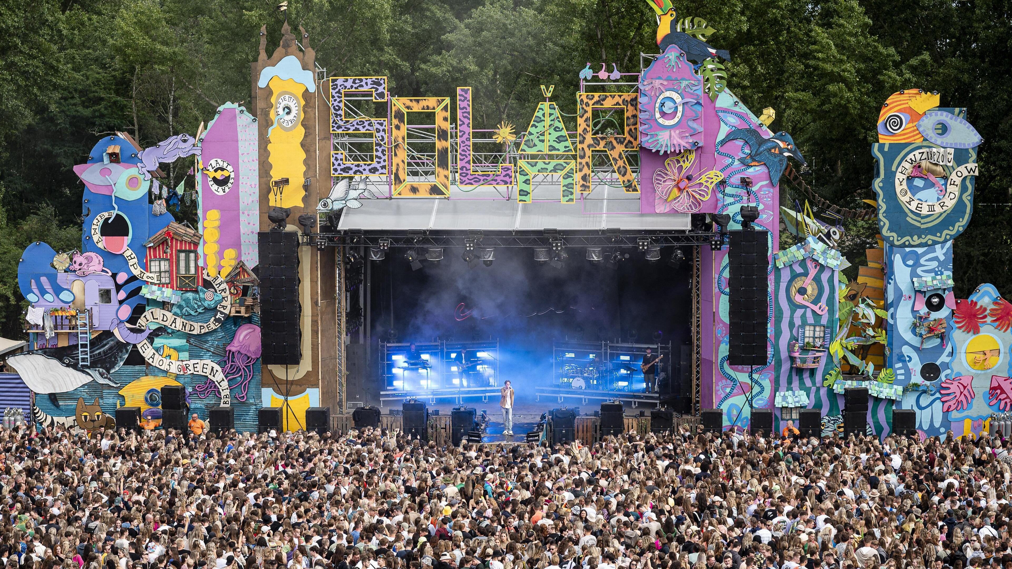Solar Festival in Roermond weer van start: geen boot en technotent, wel Bacardí-trein en influencer 