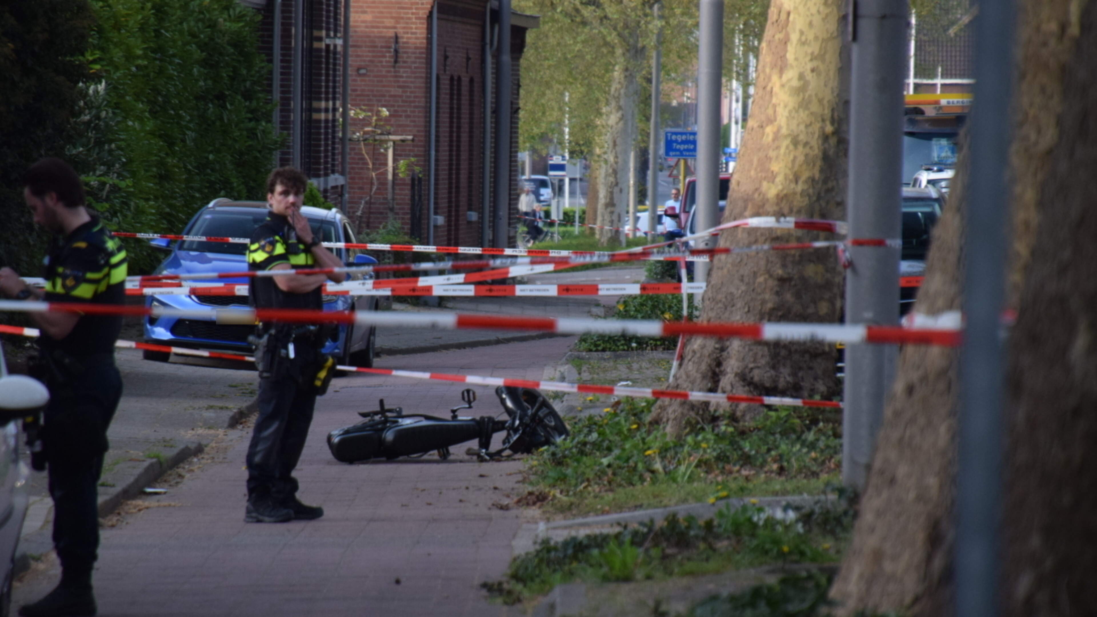 Slachtoffer van aanrijding op Roermondseweg in Steyl in ziekenhuis aan verwondingen overleden.