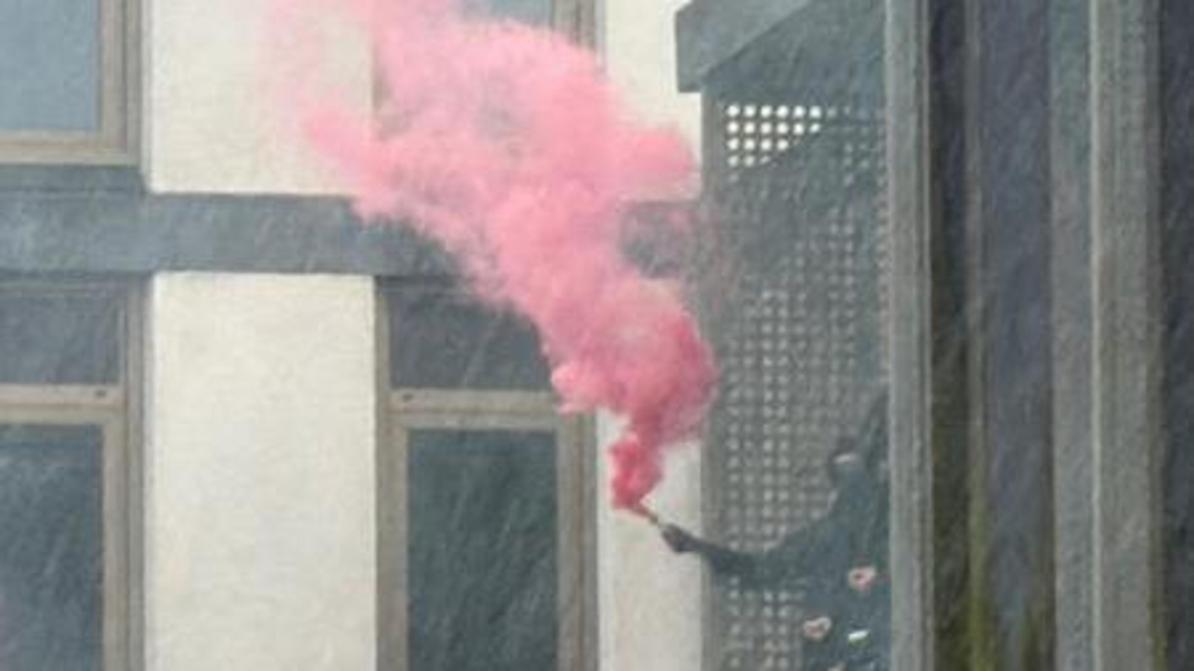 ME grijpt in bij bezetting UM