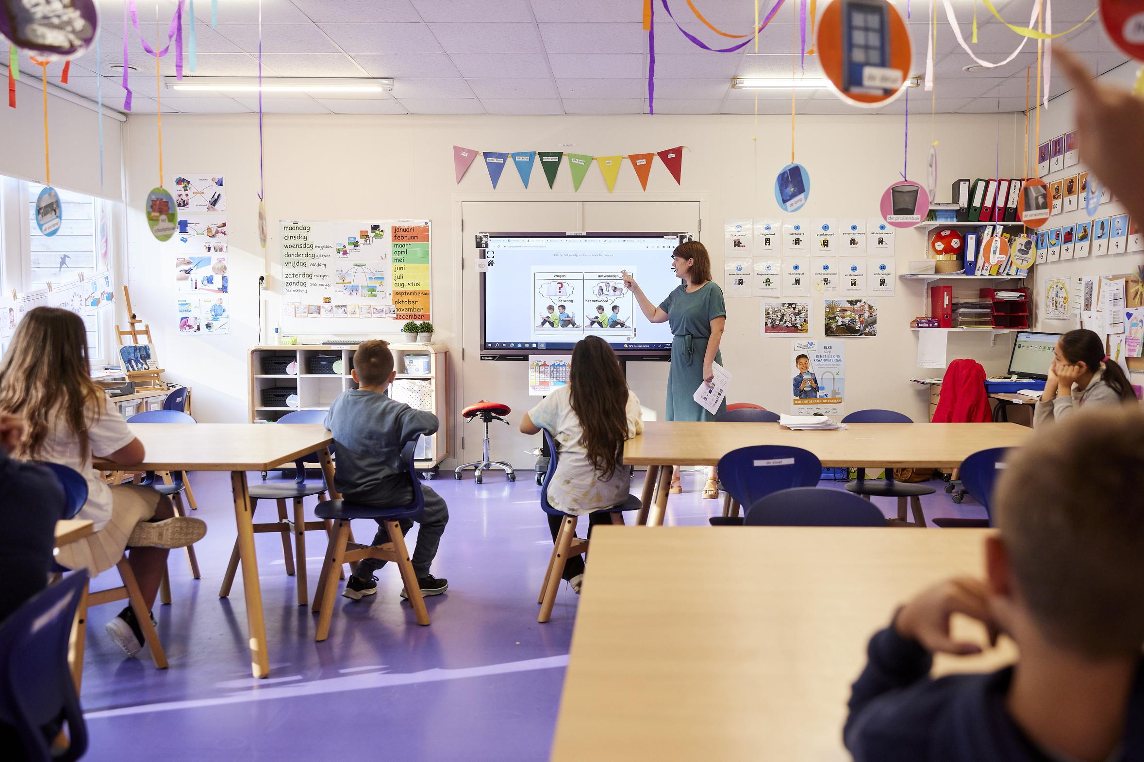 Basisschool De Brink in Baexem heeft vaak ruimte tekort, maar soms komen ineens ouders binnen die ze