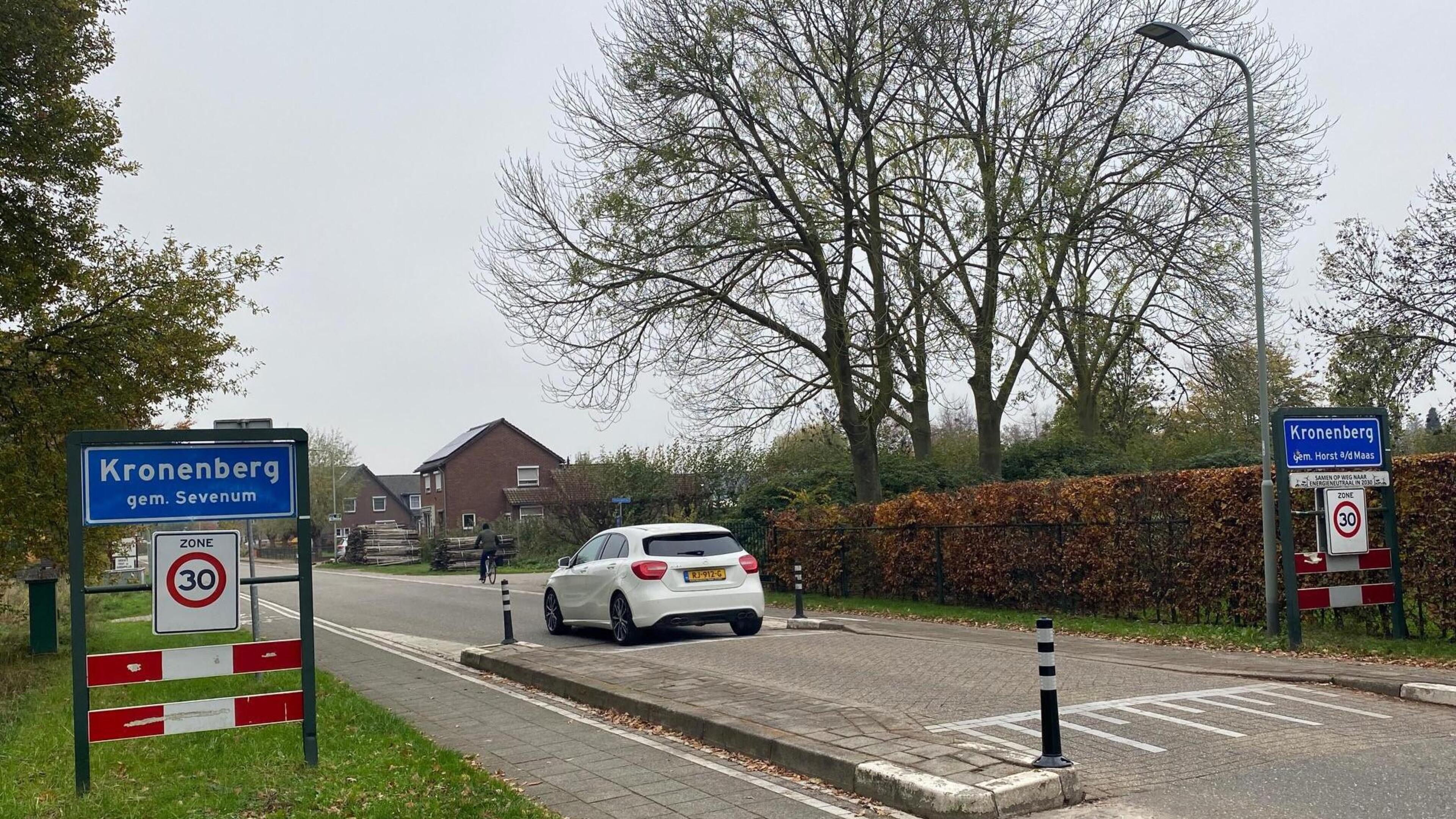 Twaalf jaar geleden gestolen bord ‘Kronenberg’ plotseling teruggezet, gemeente snapt er niets van