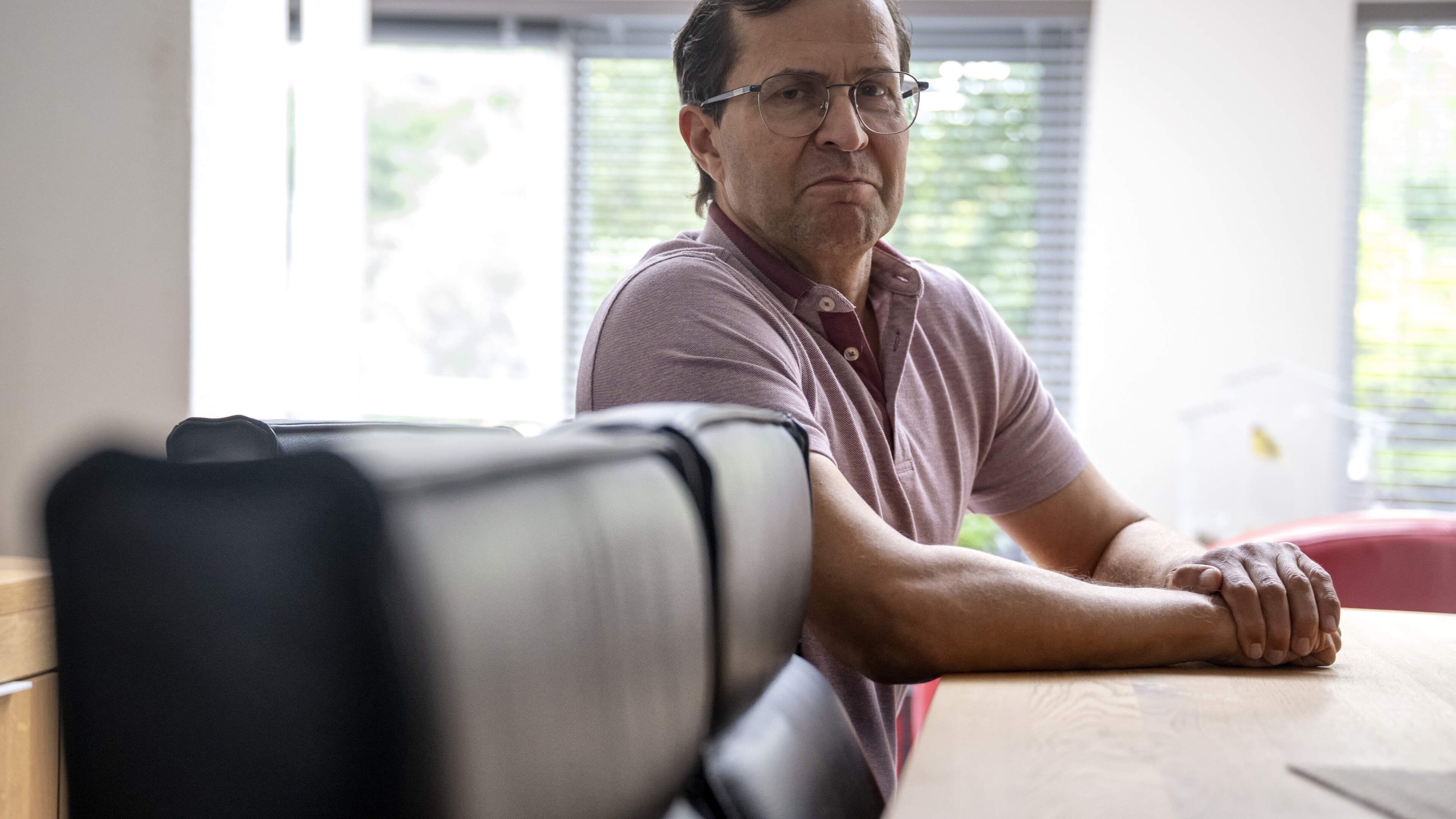 Michel (55) eeuwig dankbaar voor donornier, Eduard (81) en Sandra (57) gaven hun nier weg: ‘Ik zag d