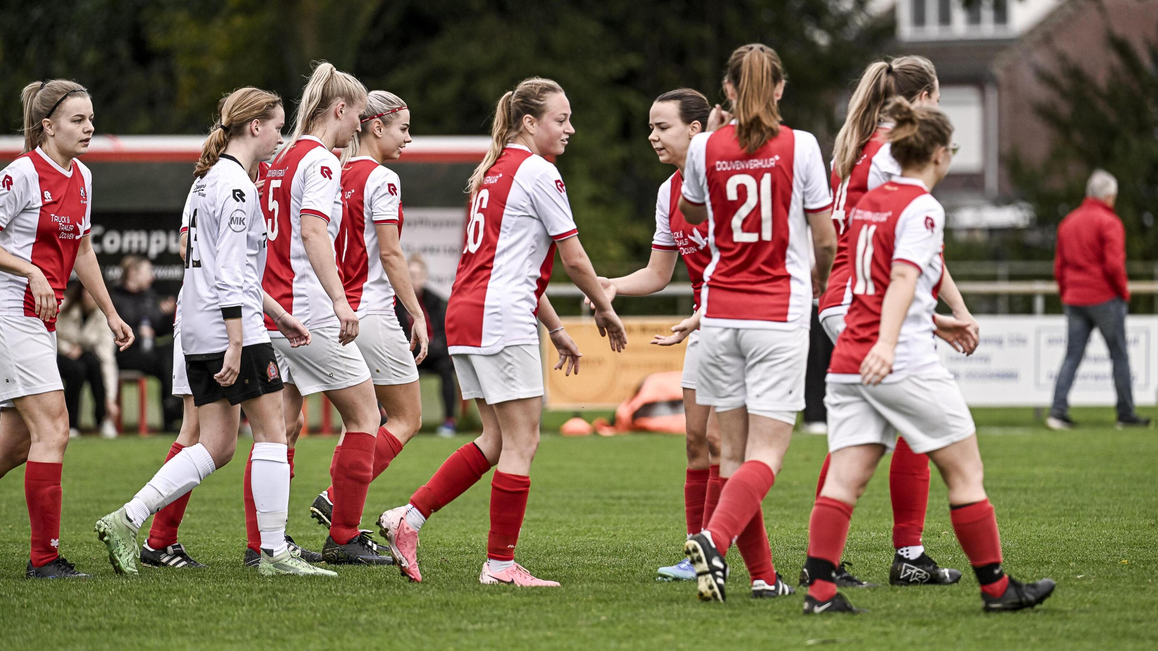 SV Leveroy-vrouwen op pole position: ‘Niemand had verwacht dat het zó crescendo zou gaan’