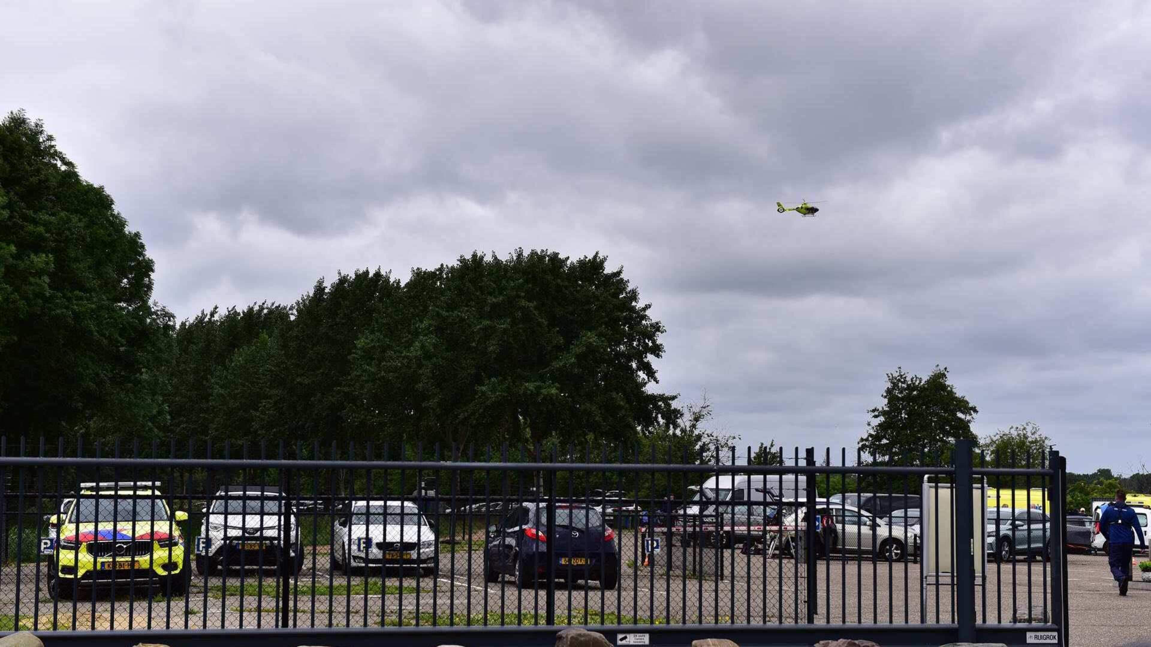 Duiker naar ziekenhuis na ongeval bij Boschmolenplas in Heel: traumahelikopter geland.